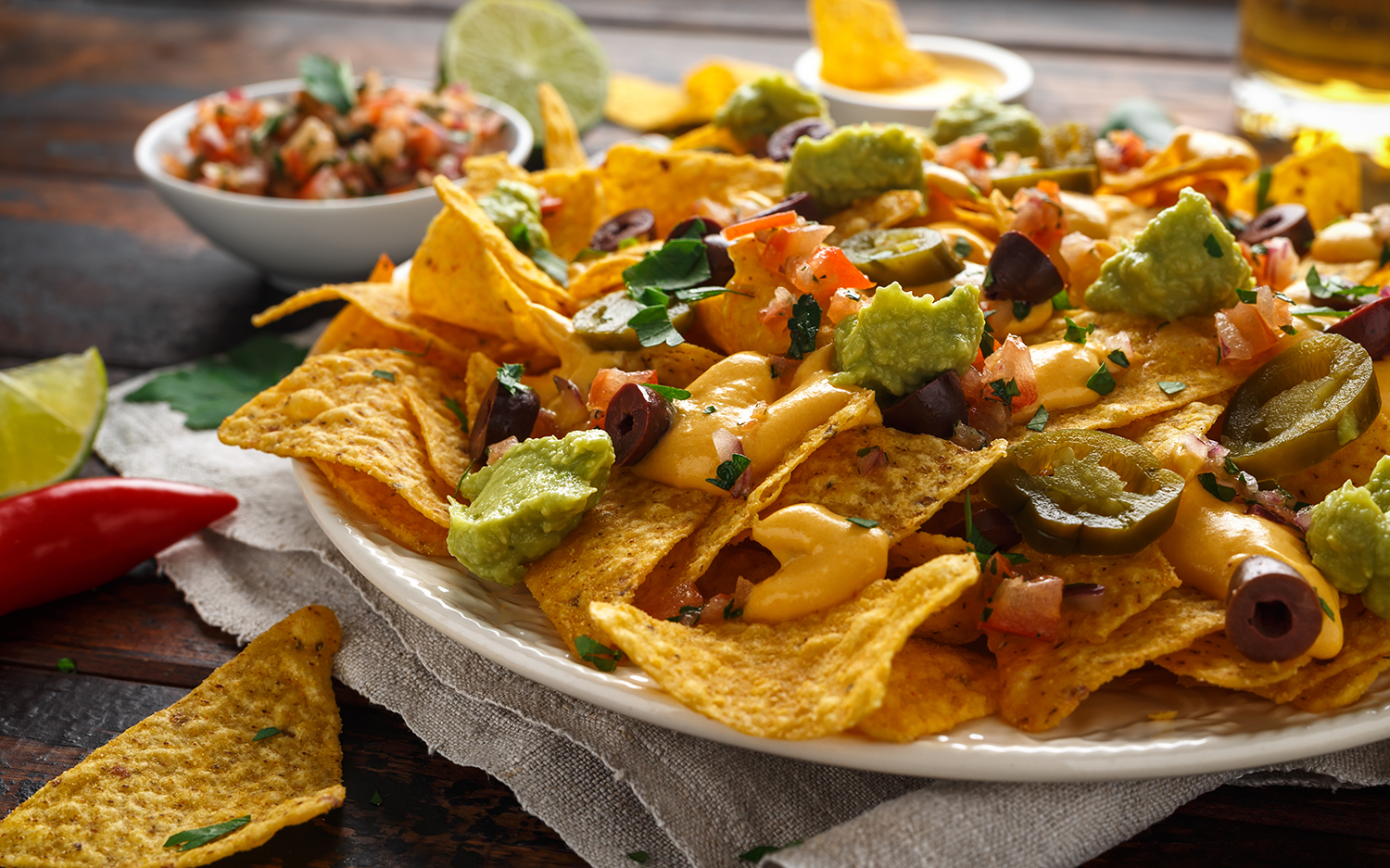 The Daily Rail: Is Snacking a New Restaurant Trend or Happy Hour Repackaged?