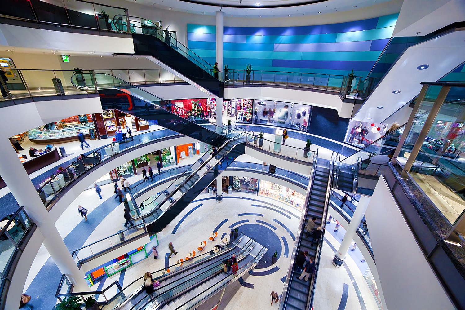 The Daily Rail: Are Problems with Malls a Problem for Restaurants?