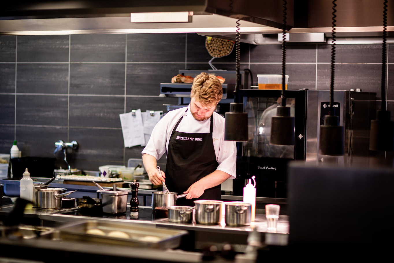 Keeping Your Restaurant's Dining Room &amp; Kitchen Air Fresh and Clean