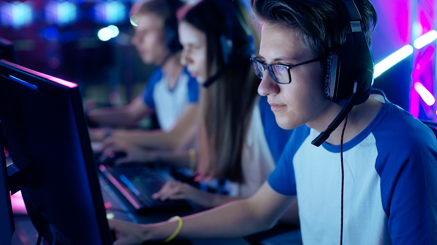 The Daily Rail: What Restaurants are Losing By Not Showing eSports