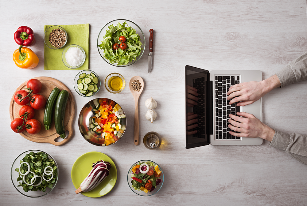 7 Ways to Engage Guests Online with Your Restaurant’s Blog