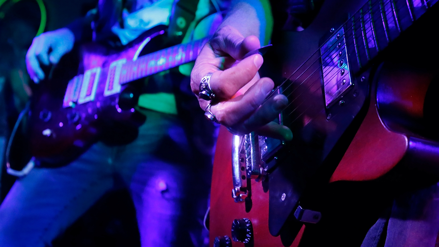 Challenges of Implementing Entertainment Options in Bars