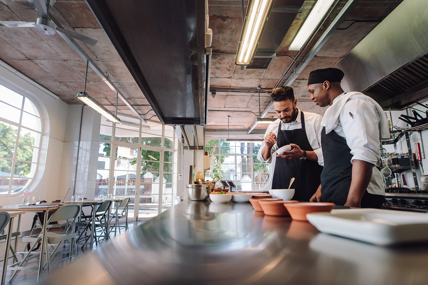 The Restaurant Owner's Guide to Managing Chefs