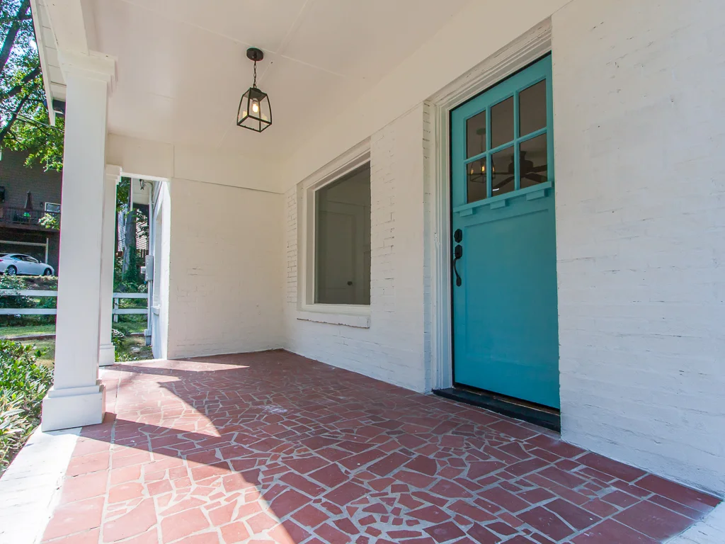 2204 Ridgedale-Entry.jpg