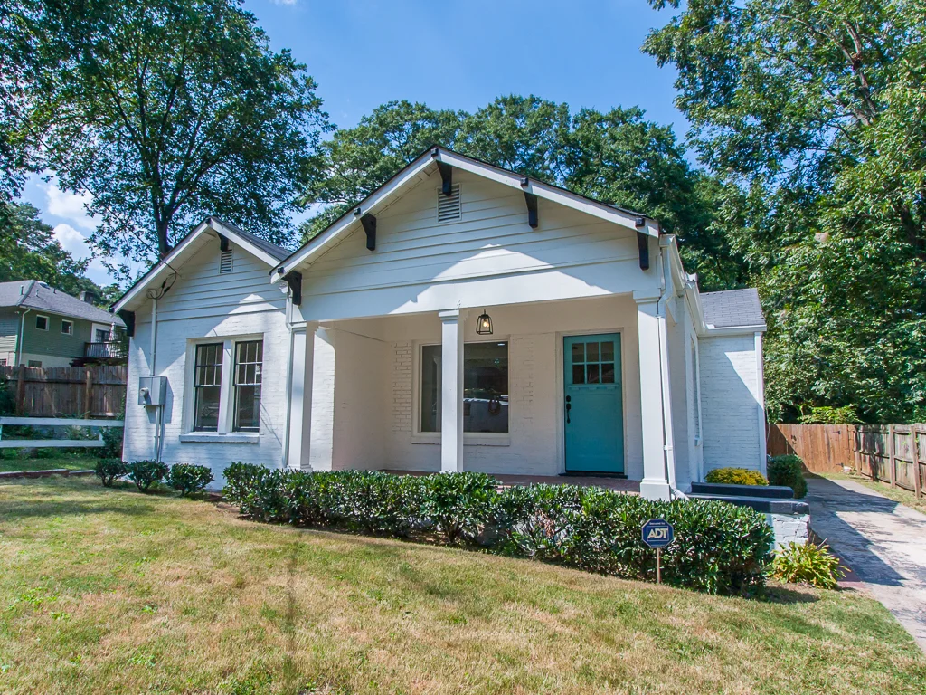 2204 Ridgedale-Front 1.jpg