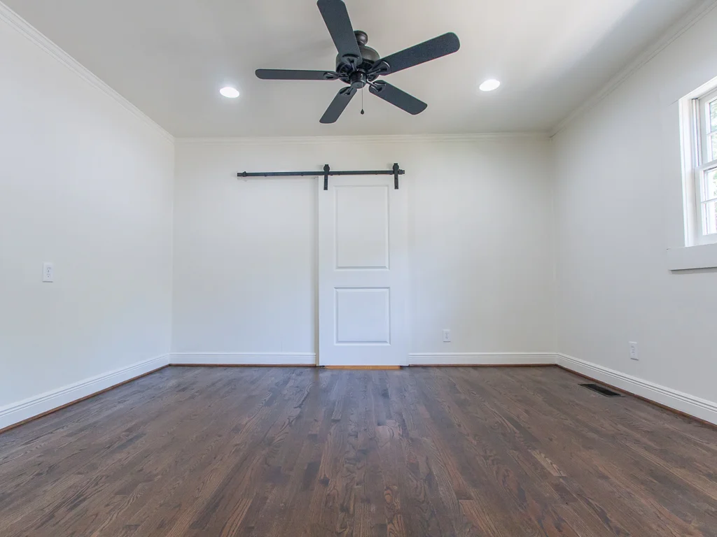 2204 Ridgedale-Master 2.jpg