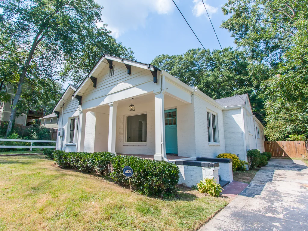 2204 Ridgedale-Front 5.jpg