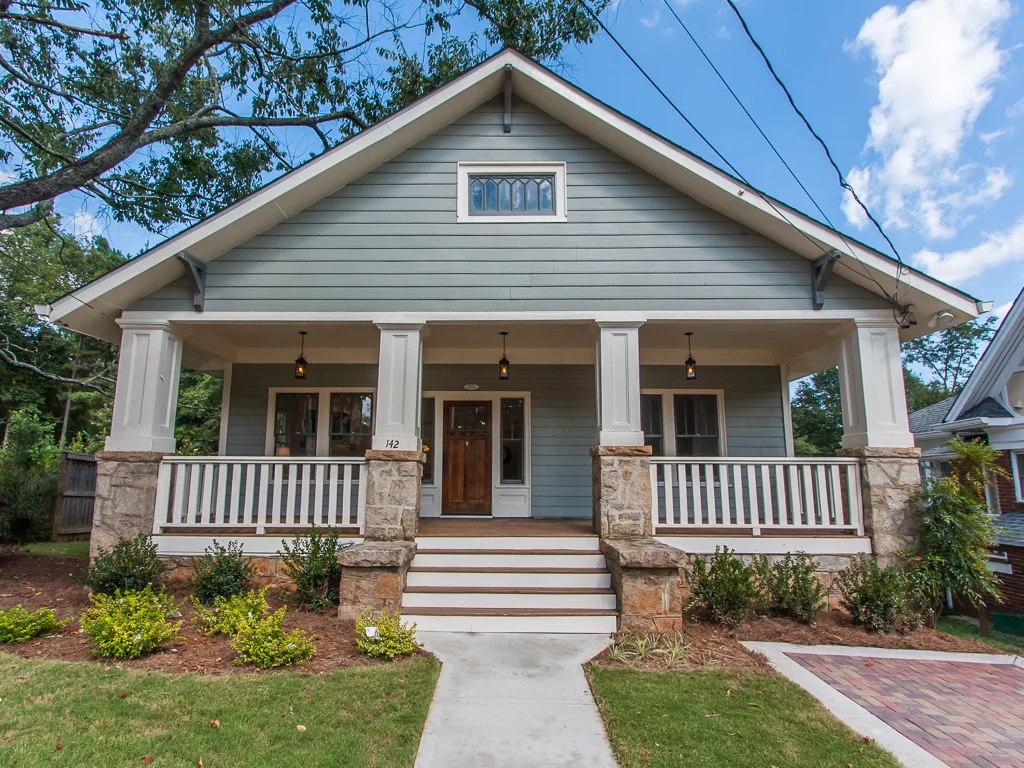 142 Adams-Front 1.jpg