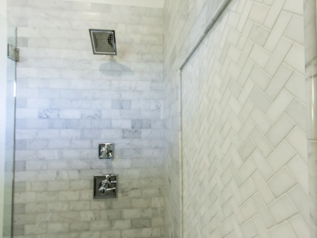 142 Adams-Master shower 2.jpg