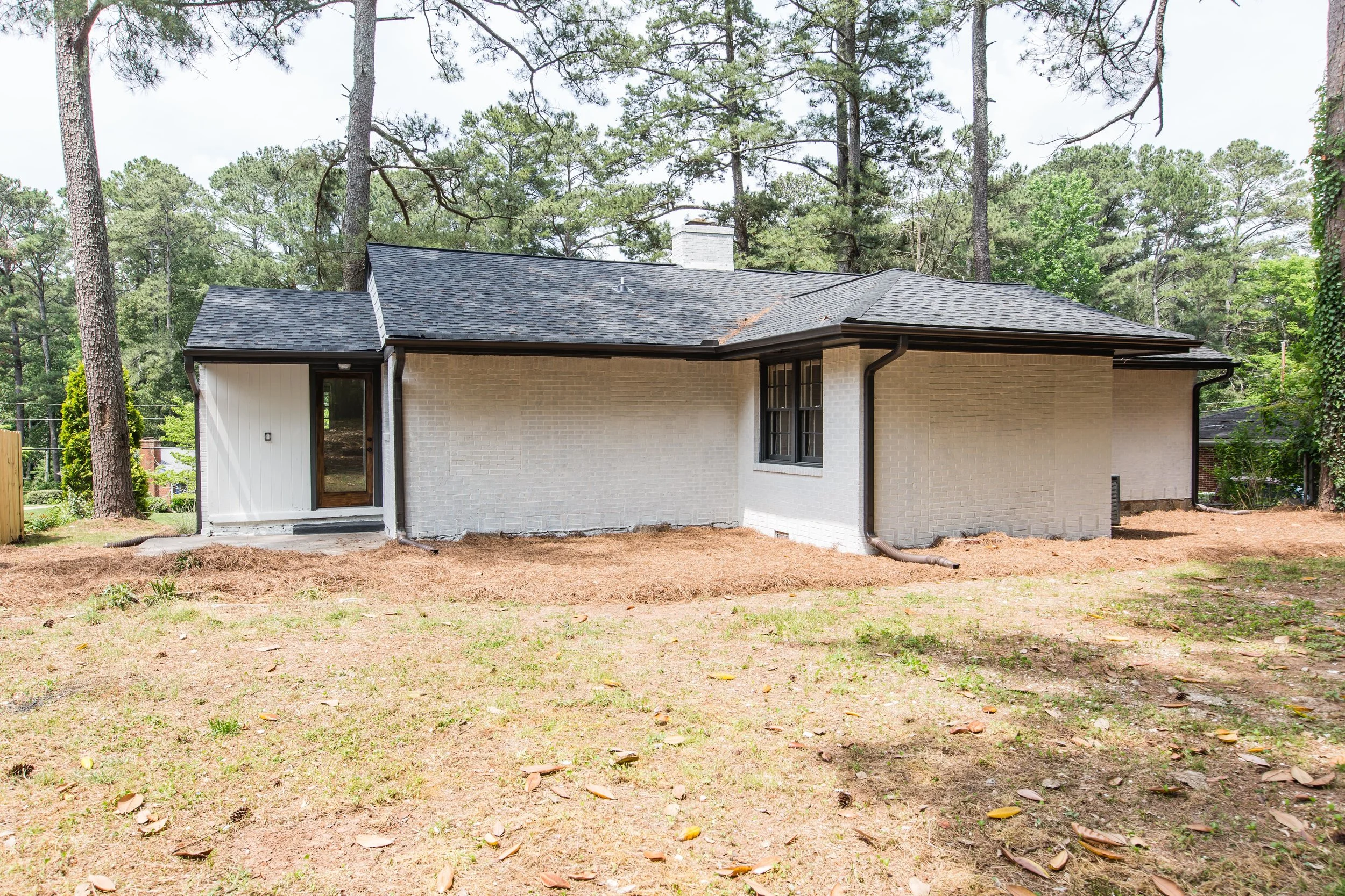 3220 Ardley-Back.jpg