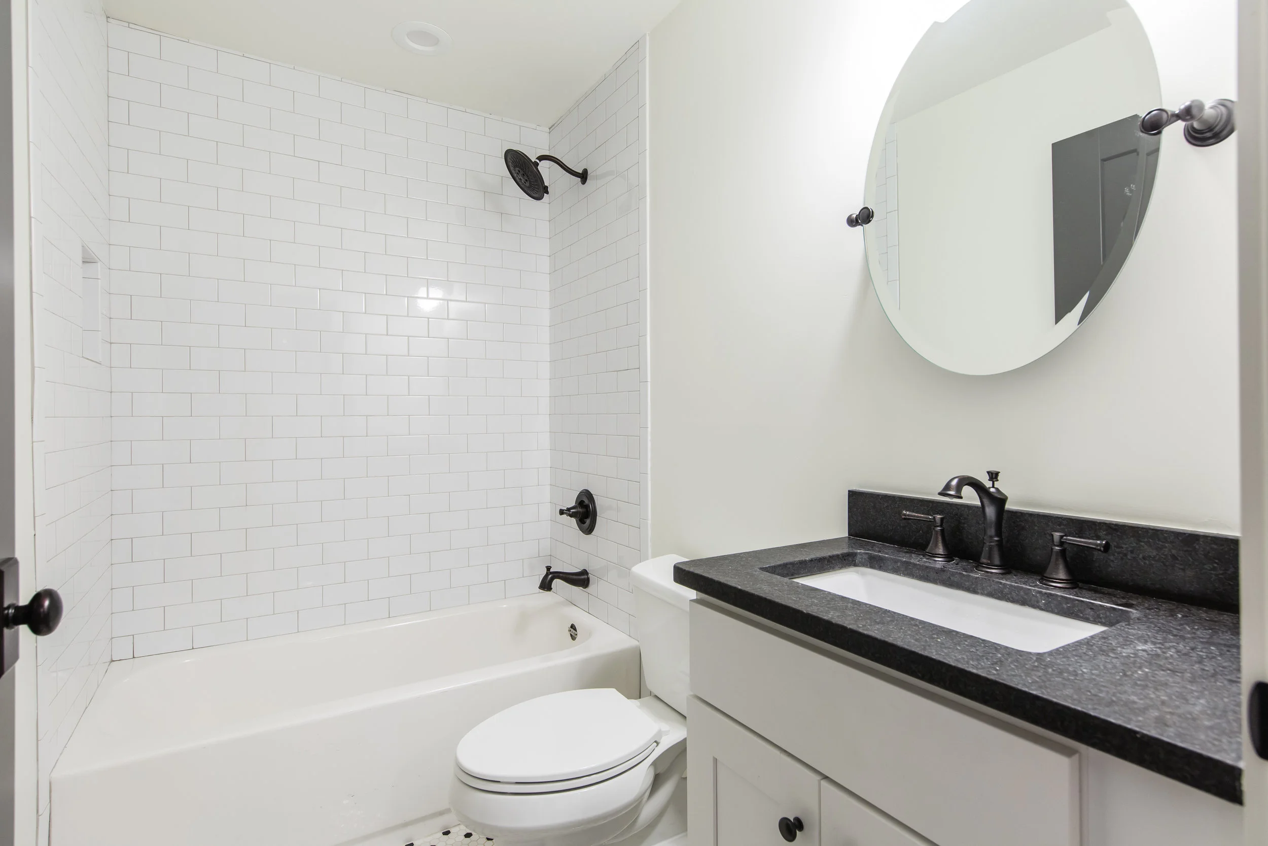 303 Melrose-Basement Bath.jpg