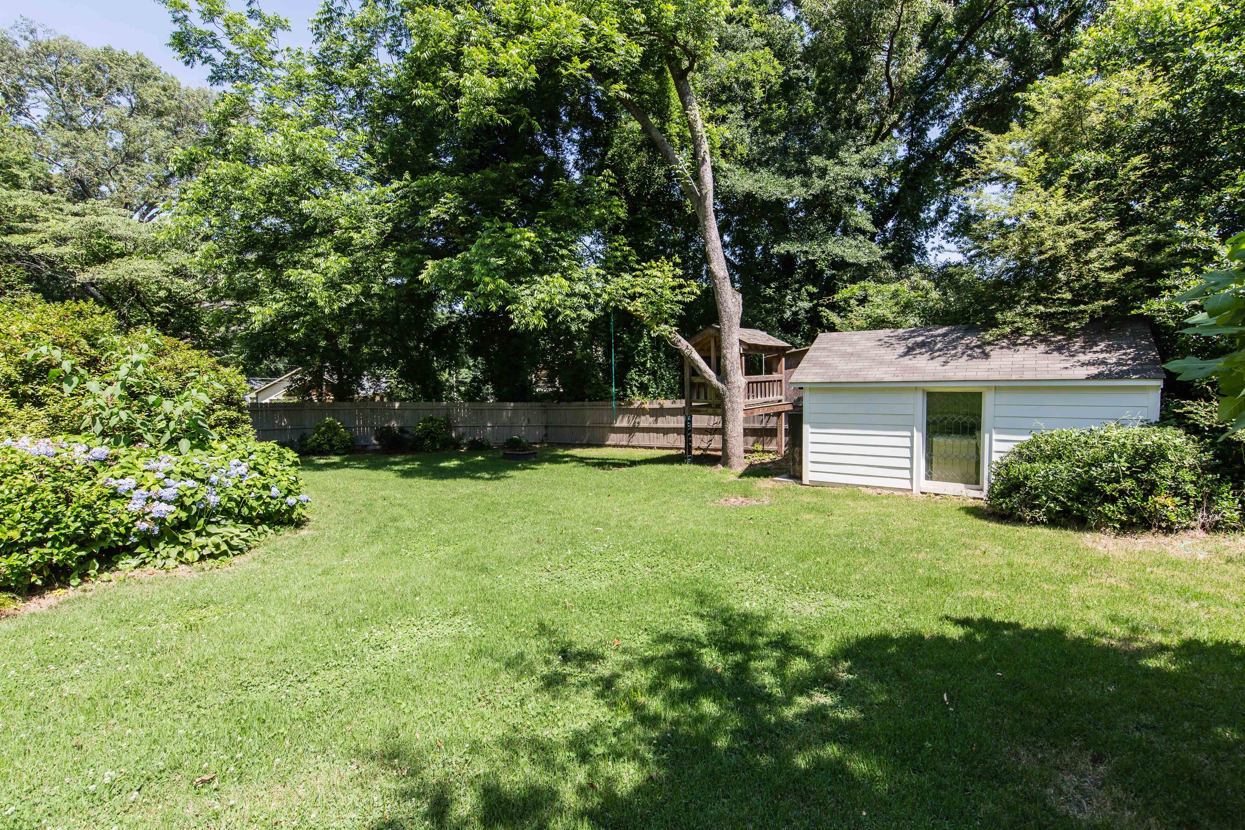 1726 Oakview-50.jpg