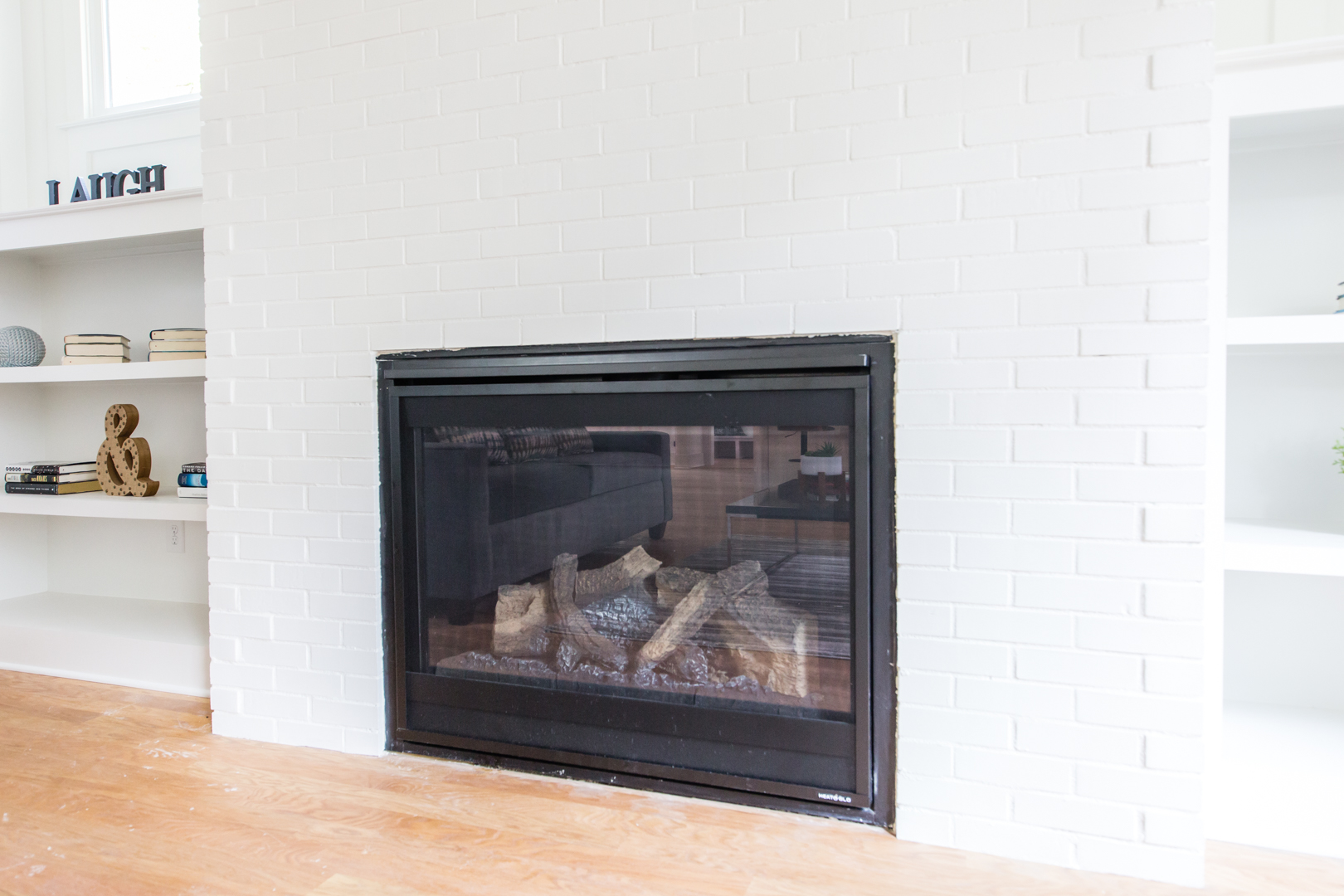 991 Mauldin B-Fireplace.jpg