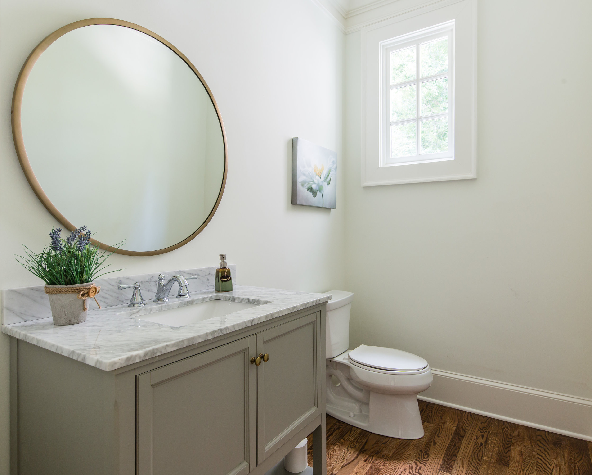 640 E Morningside-Half Bath.jpg