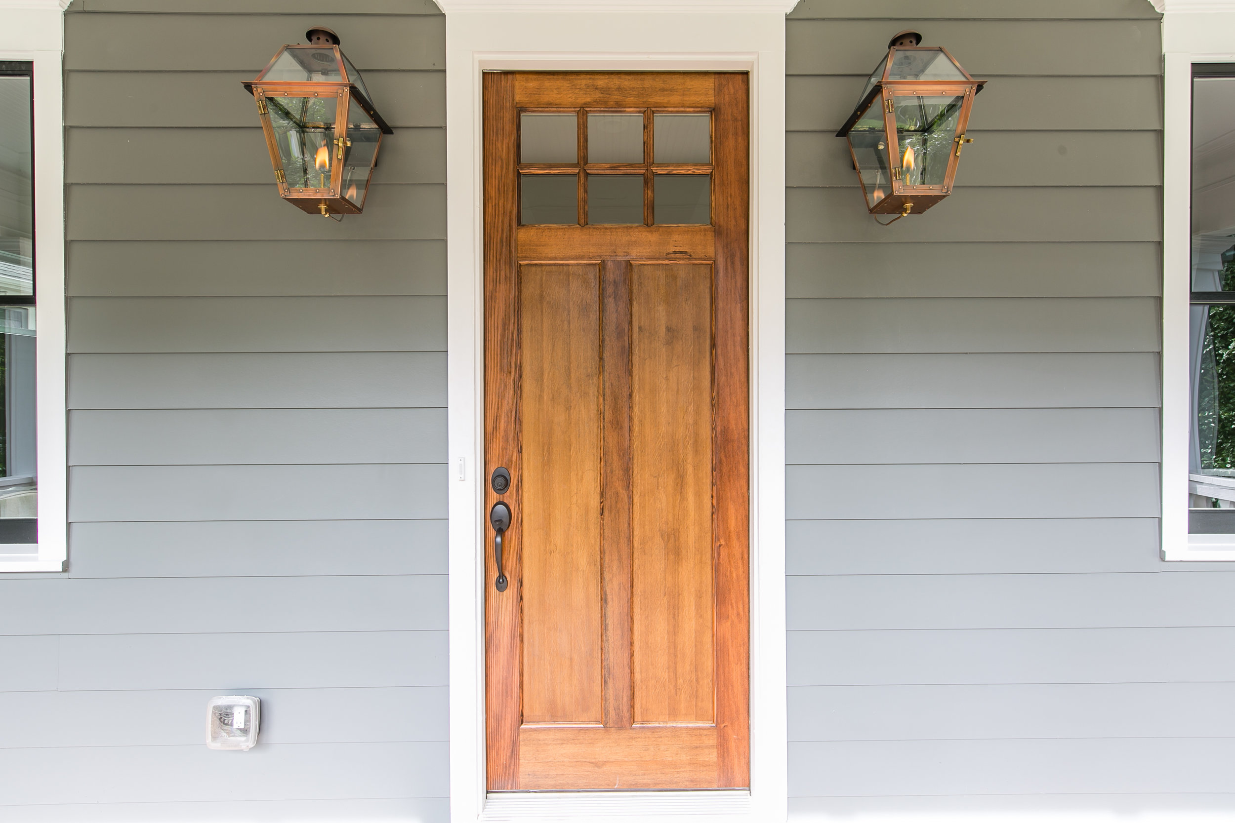 909 3rd Ave-Front Door.jpg