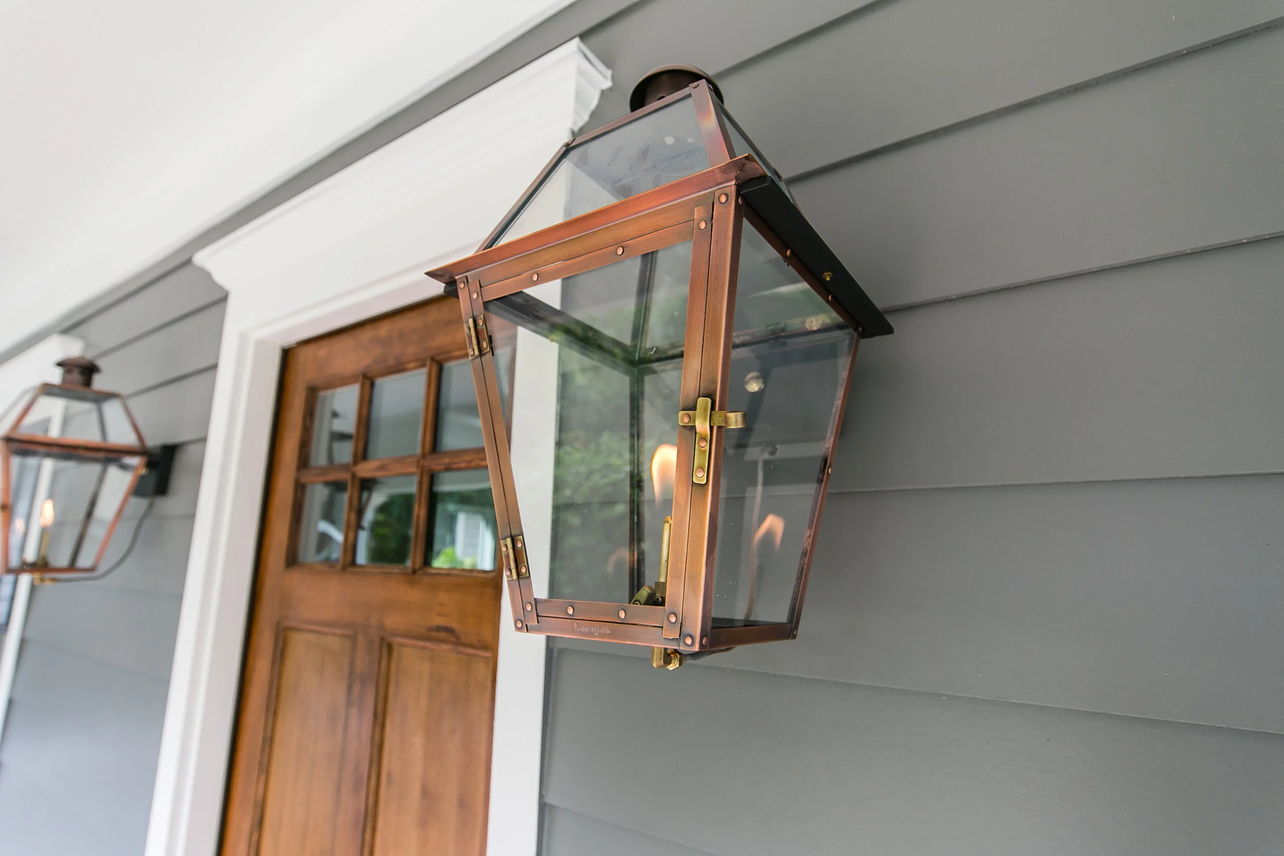 909 3rd Ave-Gas Lantern.jpg