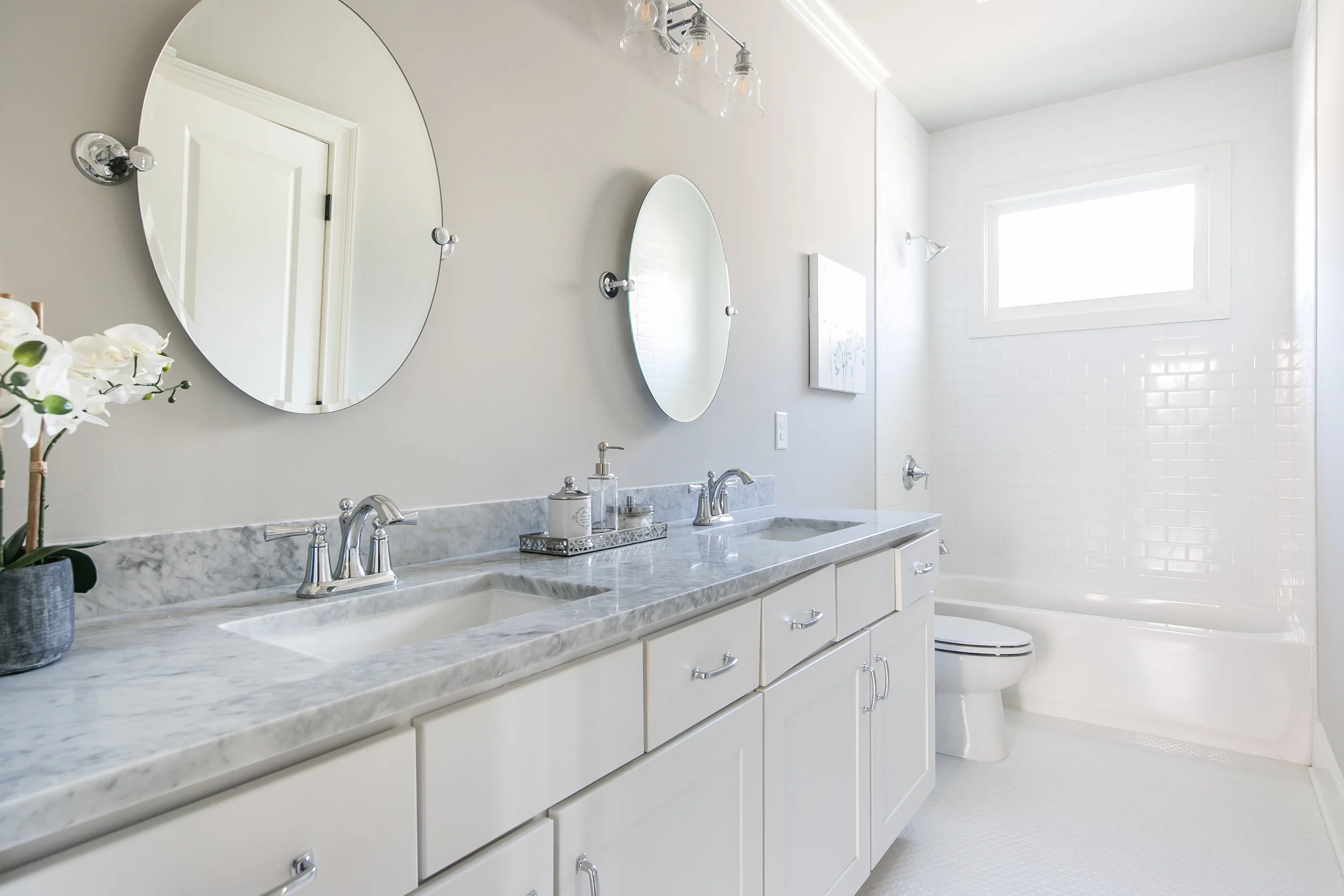 252 Rockyford-Bath 1.jpg