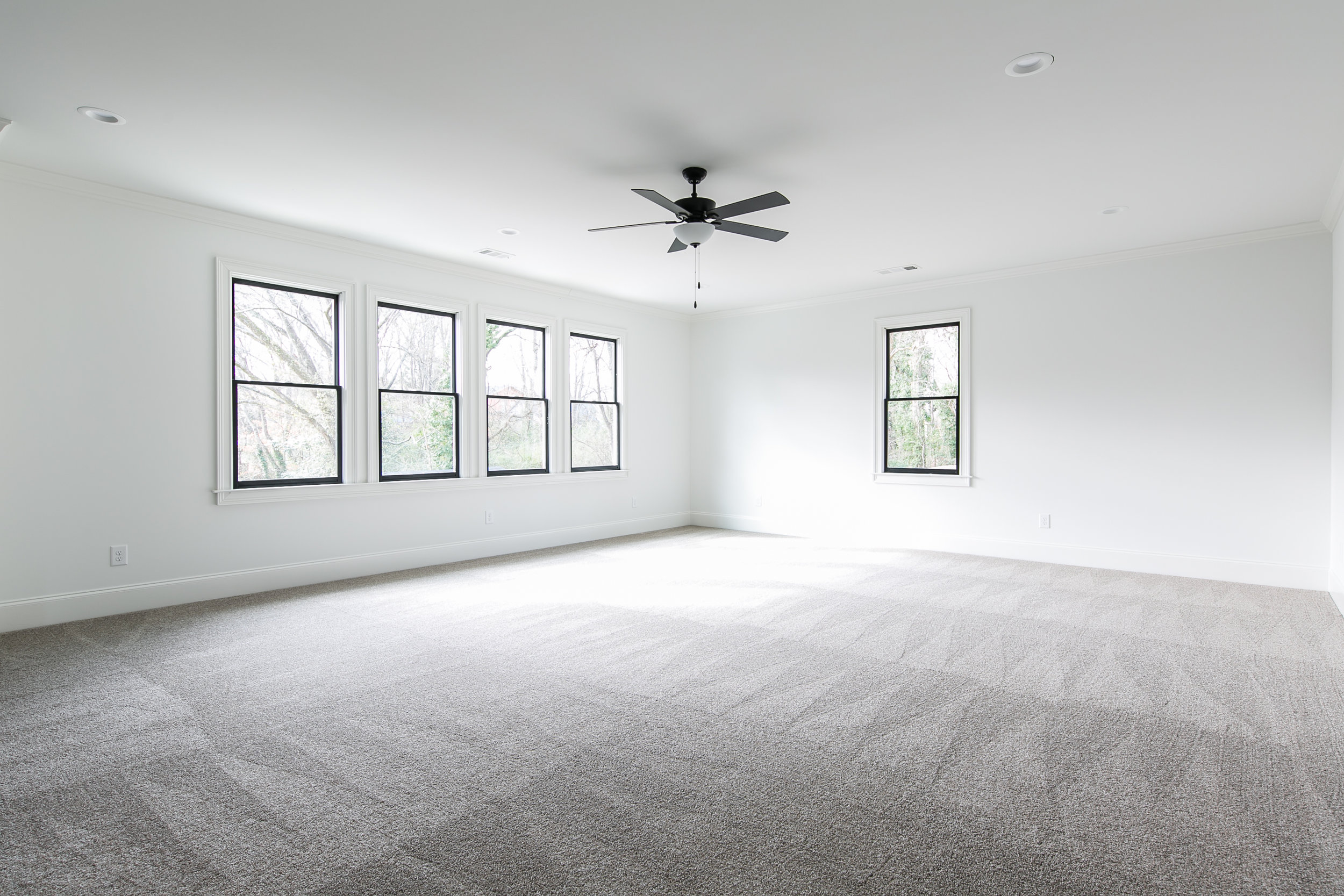 218 Kirkwood-Bonus Room 1.jpg