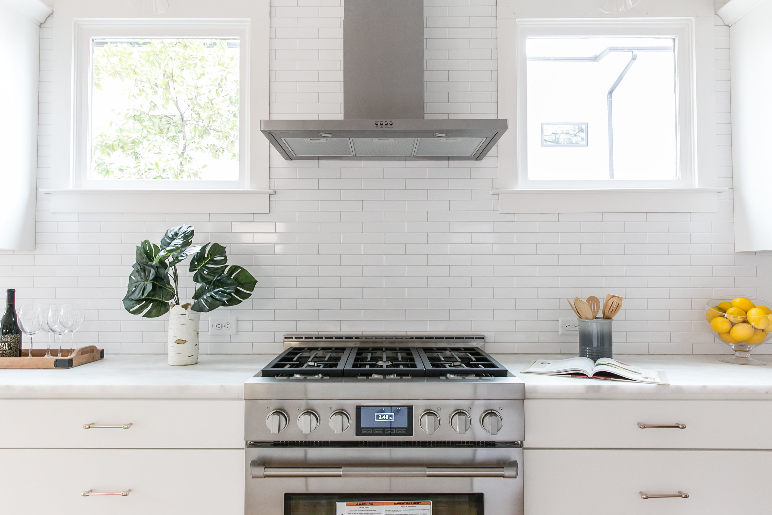 2711 Arbor-Kitchen Stove.jpg