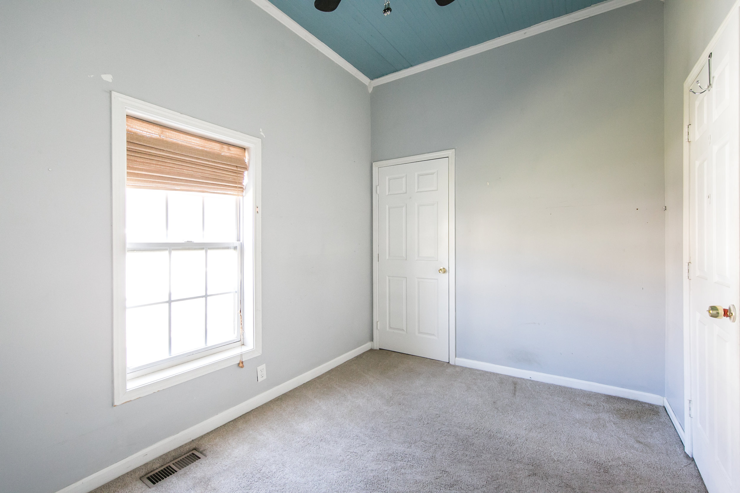 11 Montgomery-Bed 3.jpg