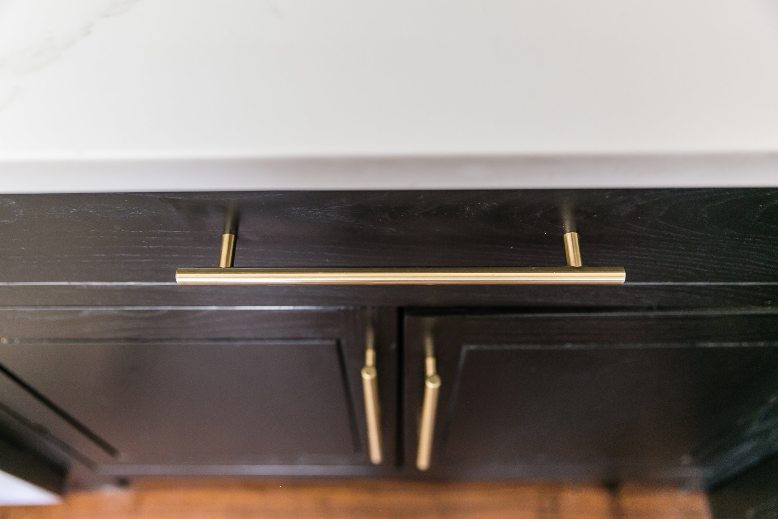 22 Clay-Kitchen Hardware.jpg