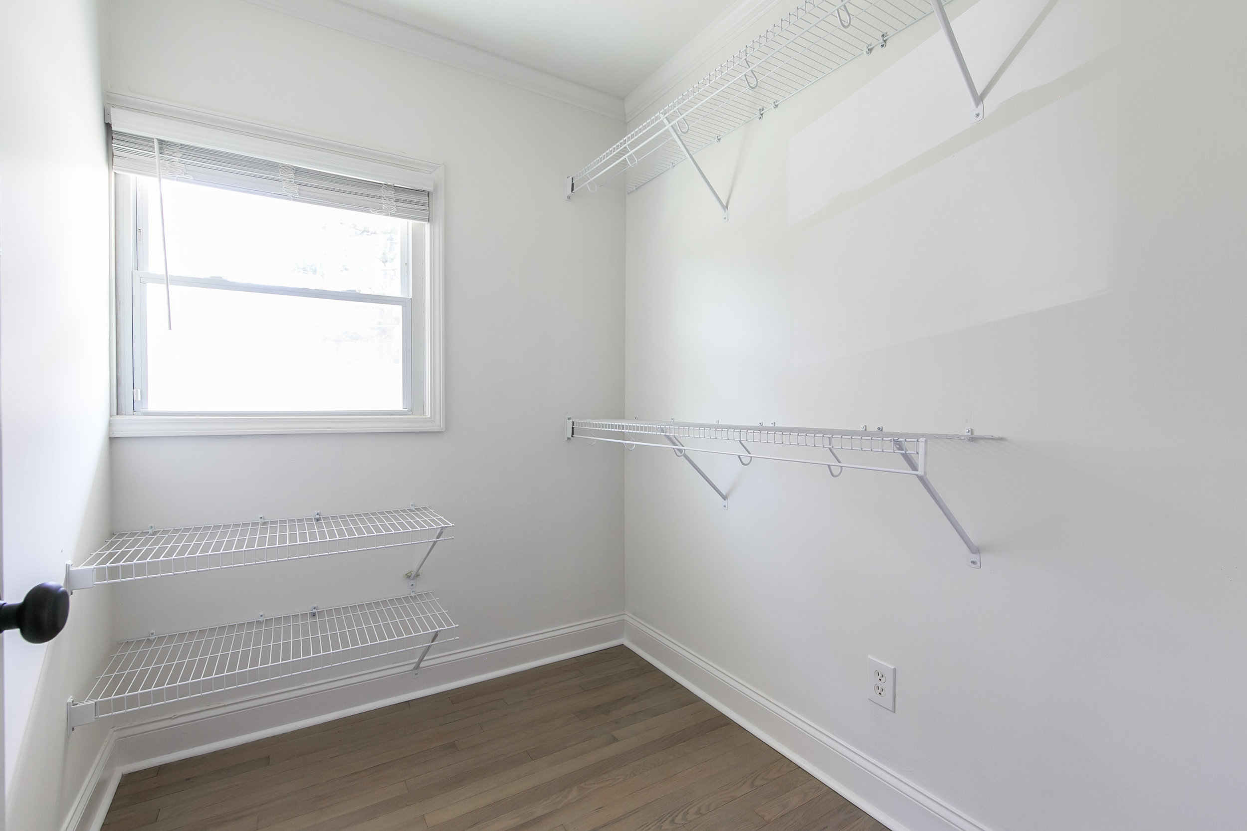 2135 Juanita-7.jpg