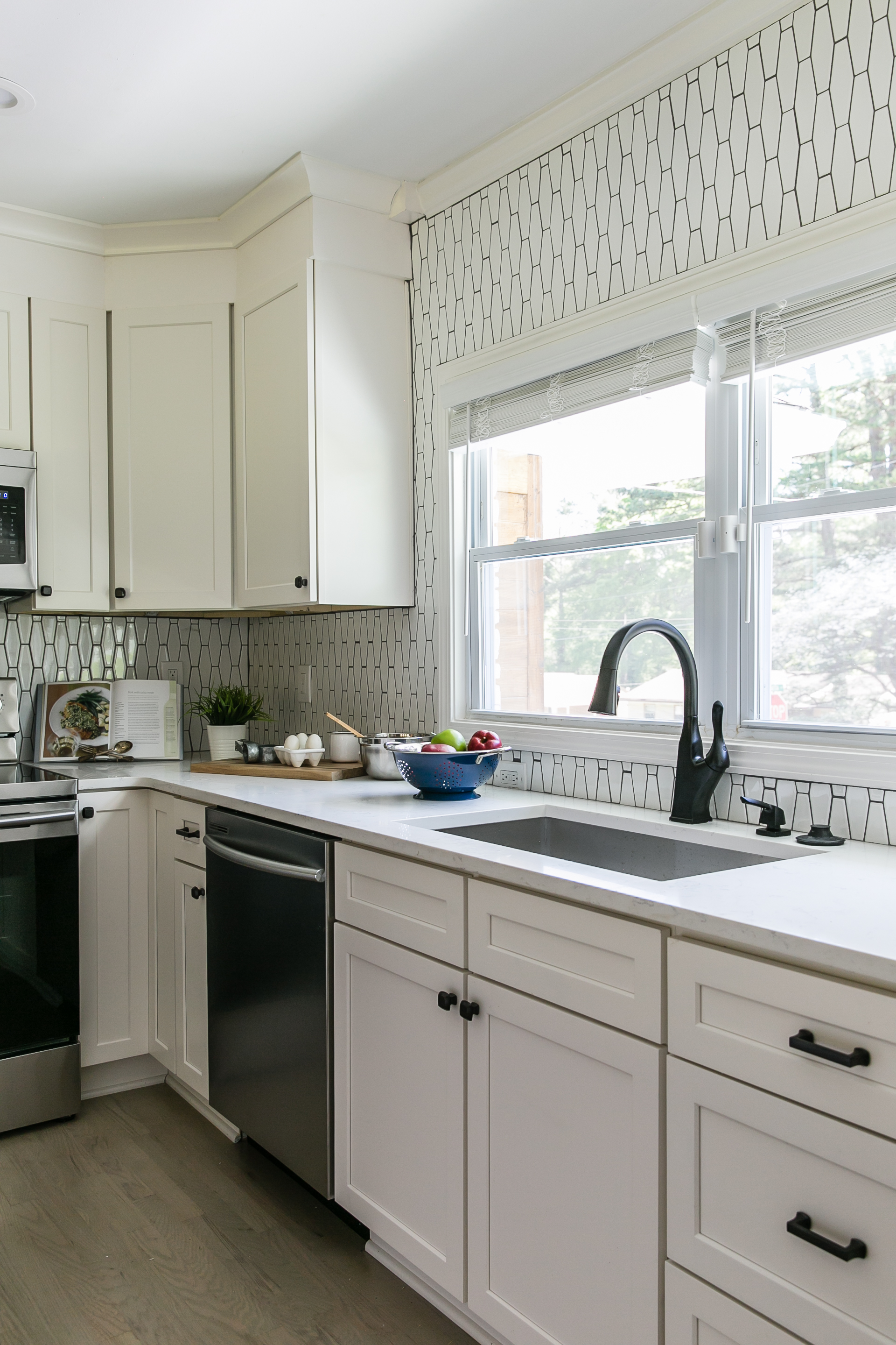 2135 Juanita-32.jpg