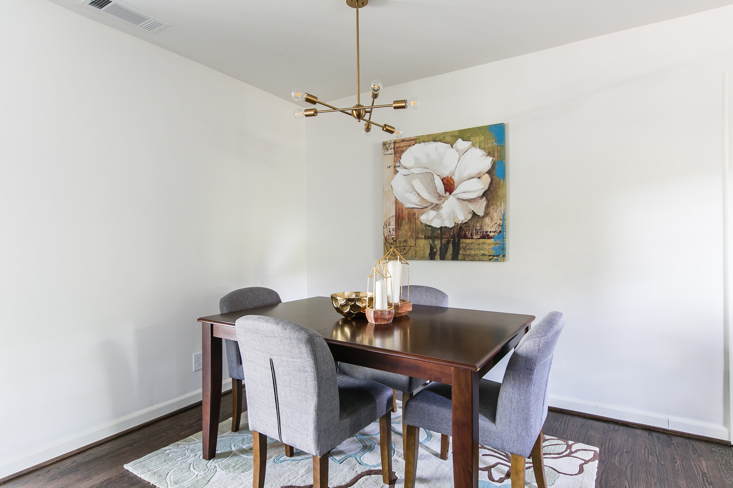 2140 Glendale-15.jpg