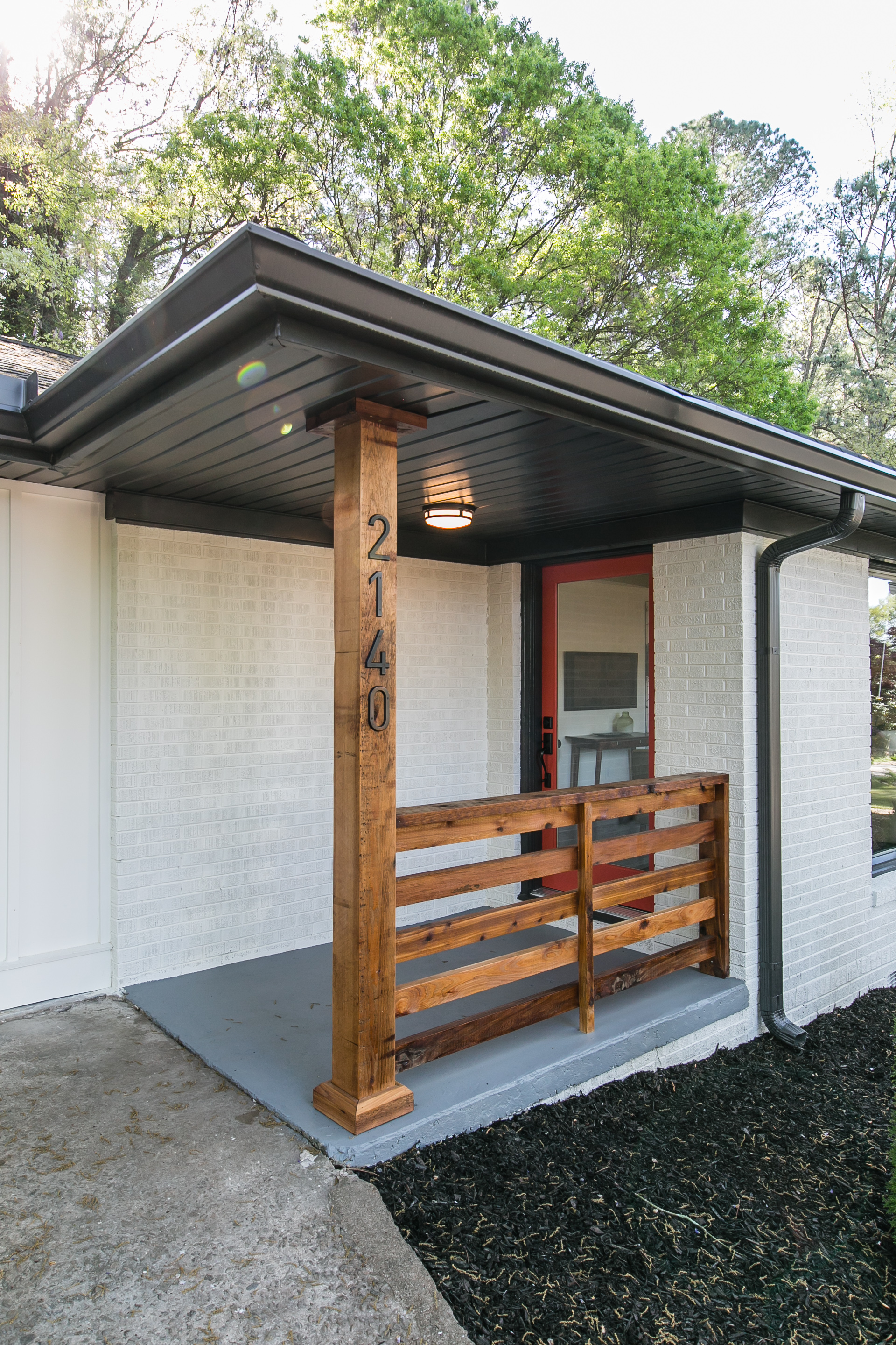 2140 Glendale-26.jpg
