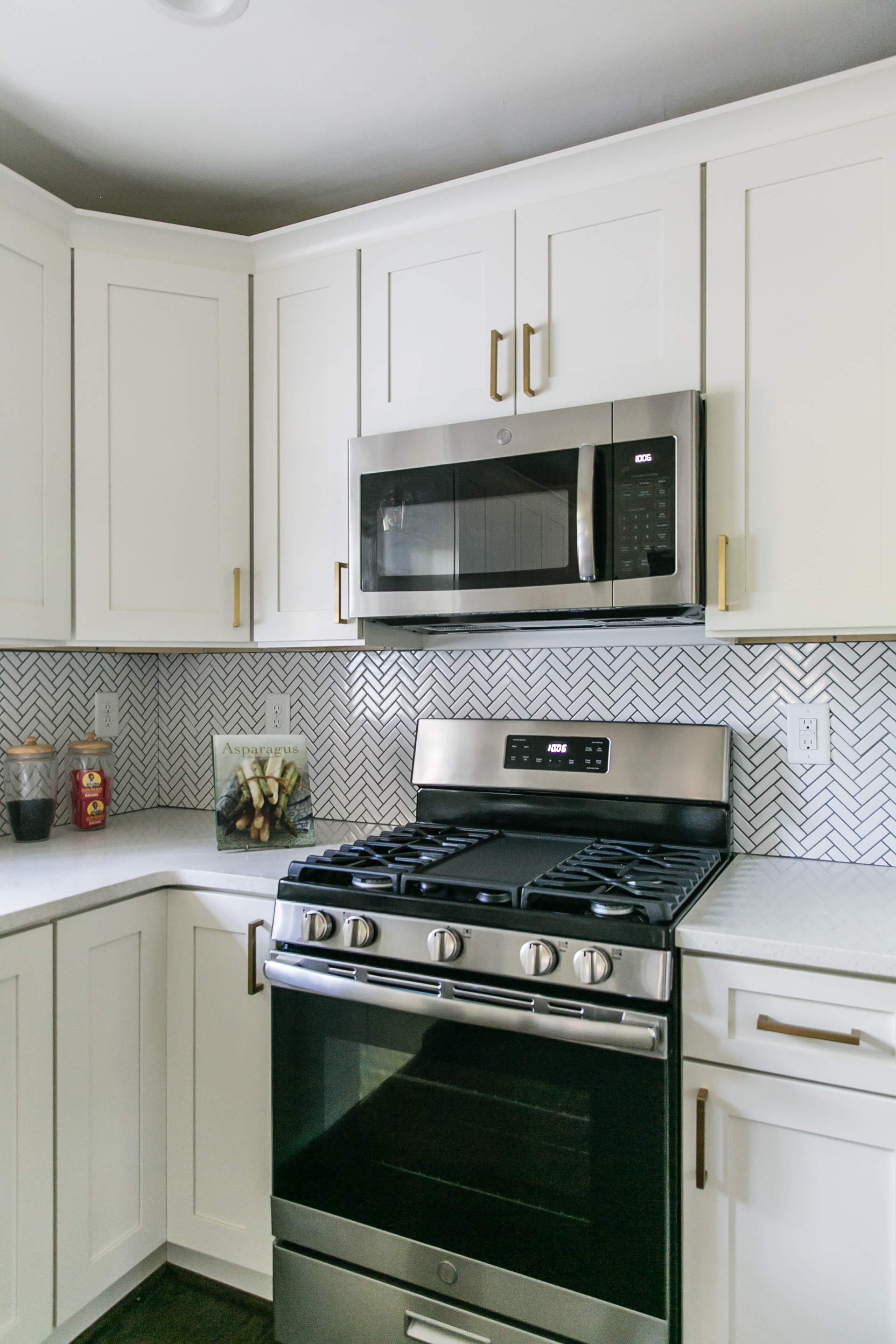 2140 Glendale-29.jpg