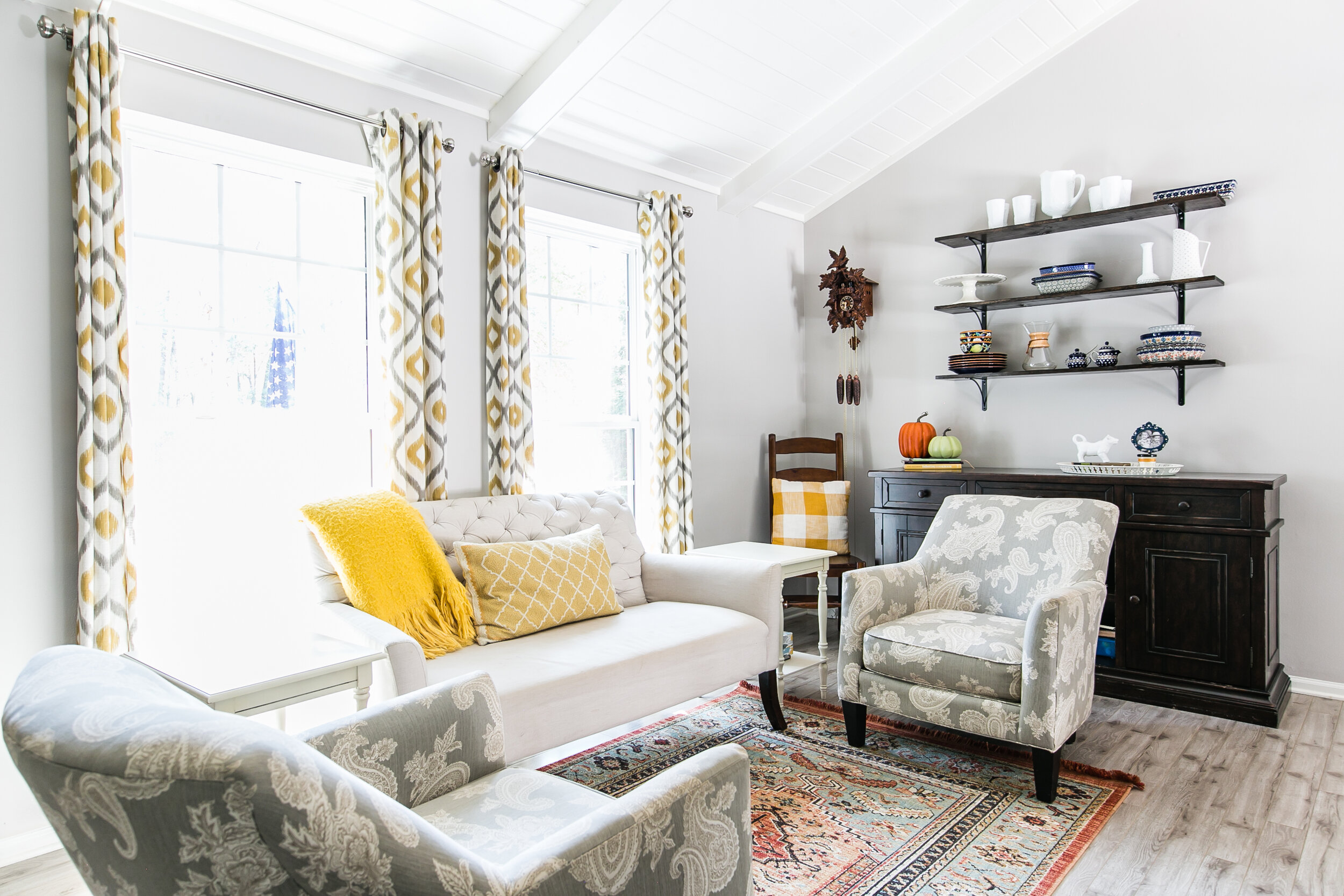 Living Room.jpg