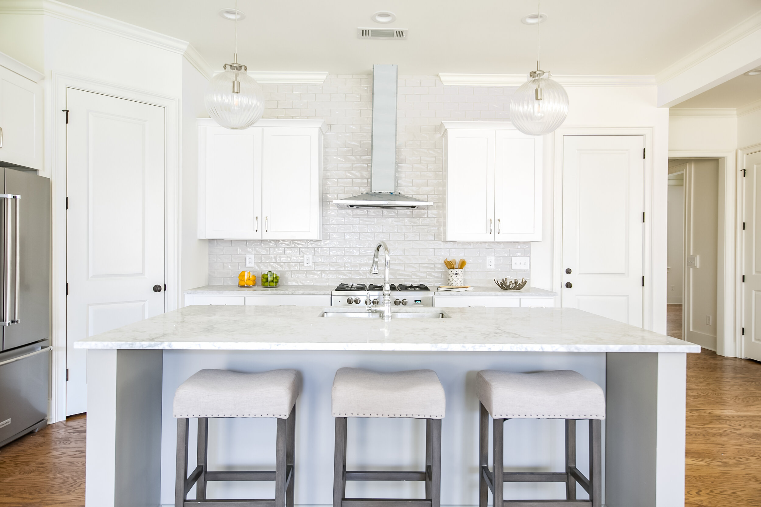 KITCHEN-2.jpg