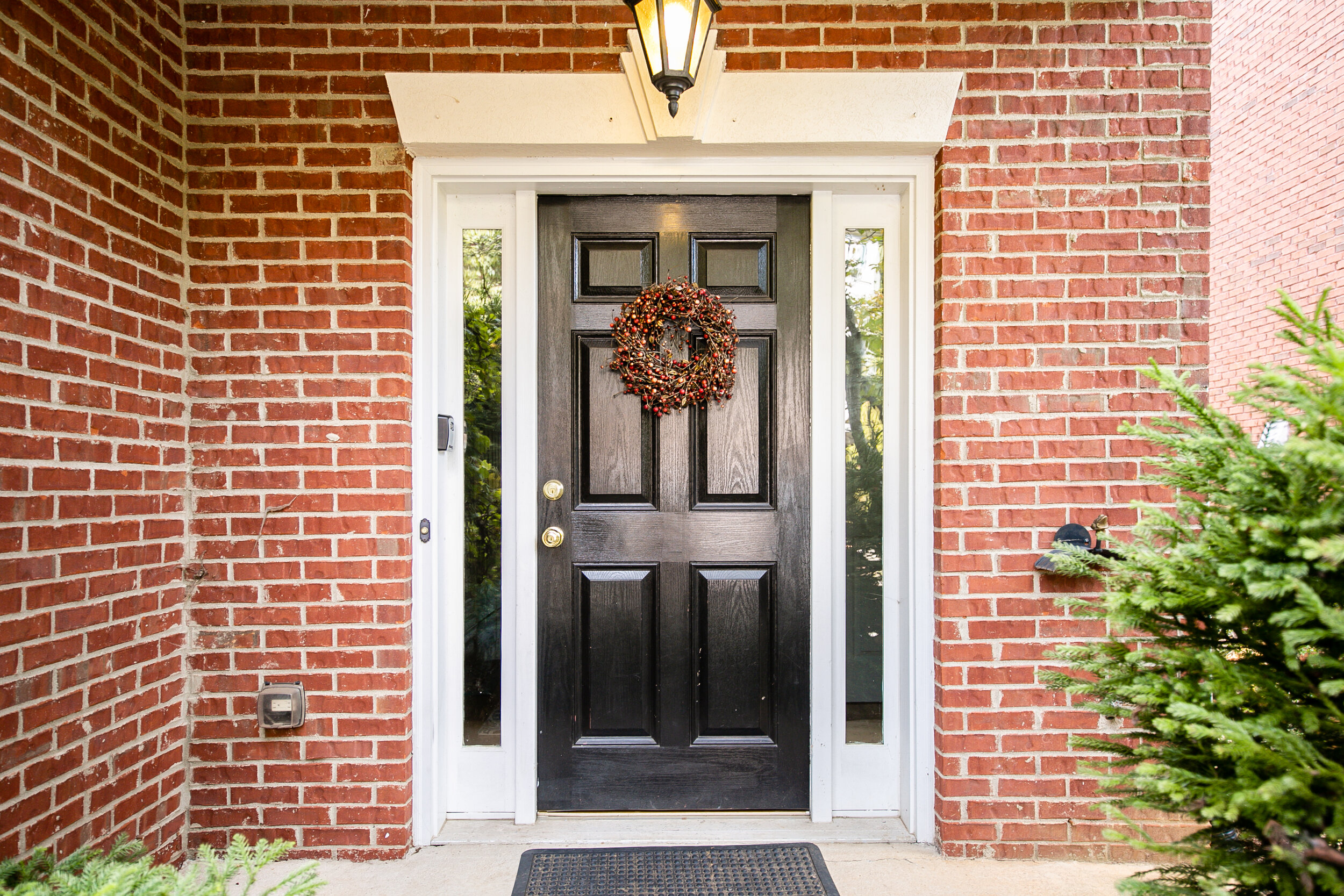 ManorWalk_Exterrior-8.jpg