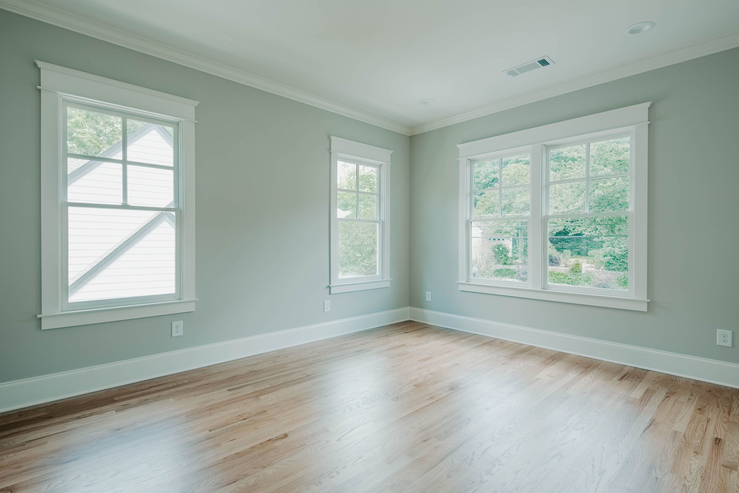 876_Barnett_Upstairs_Bedroom.jpg