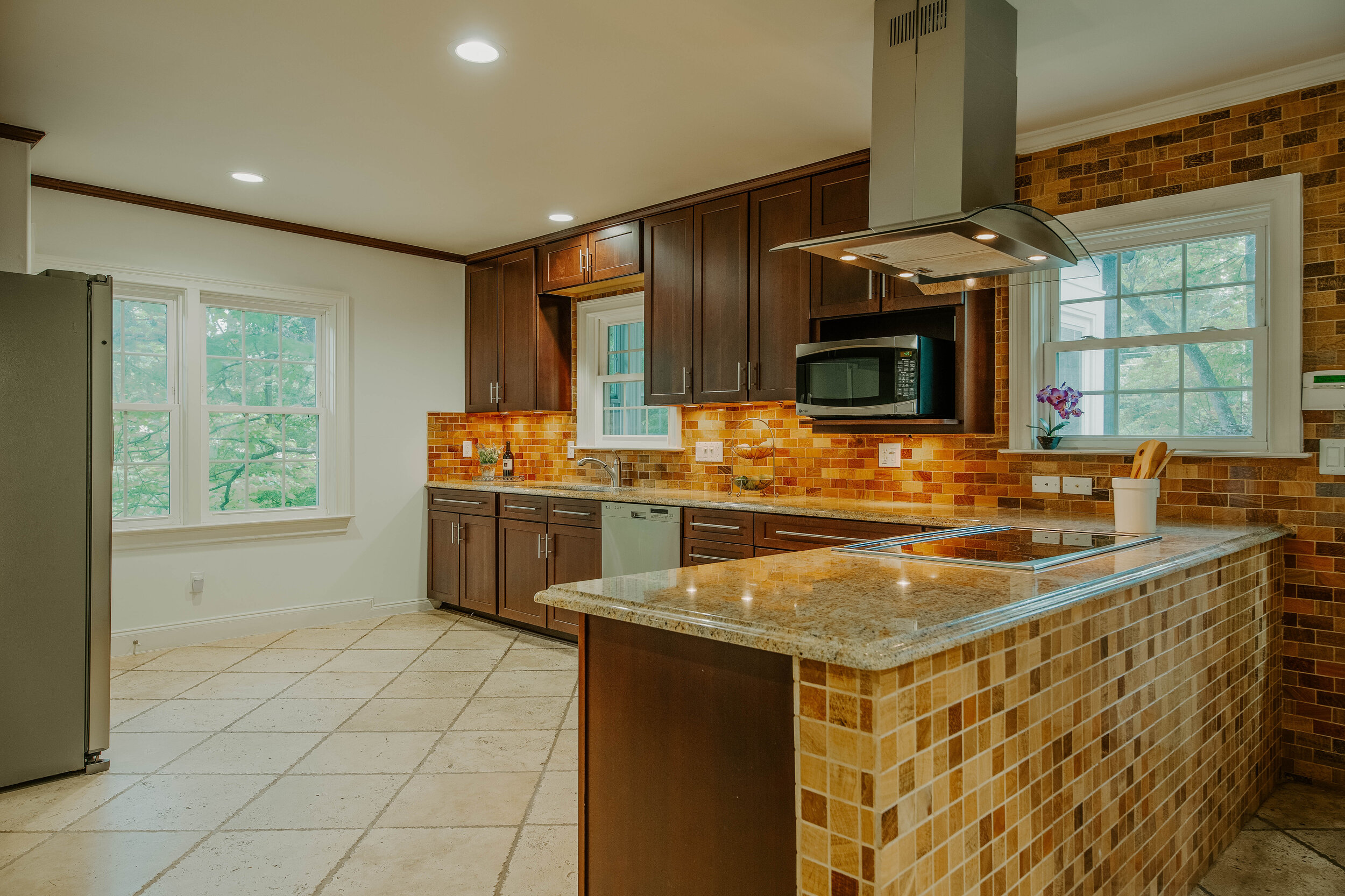 827_Brookridge_KITCHEN.jpg