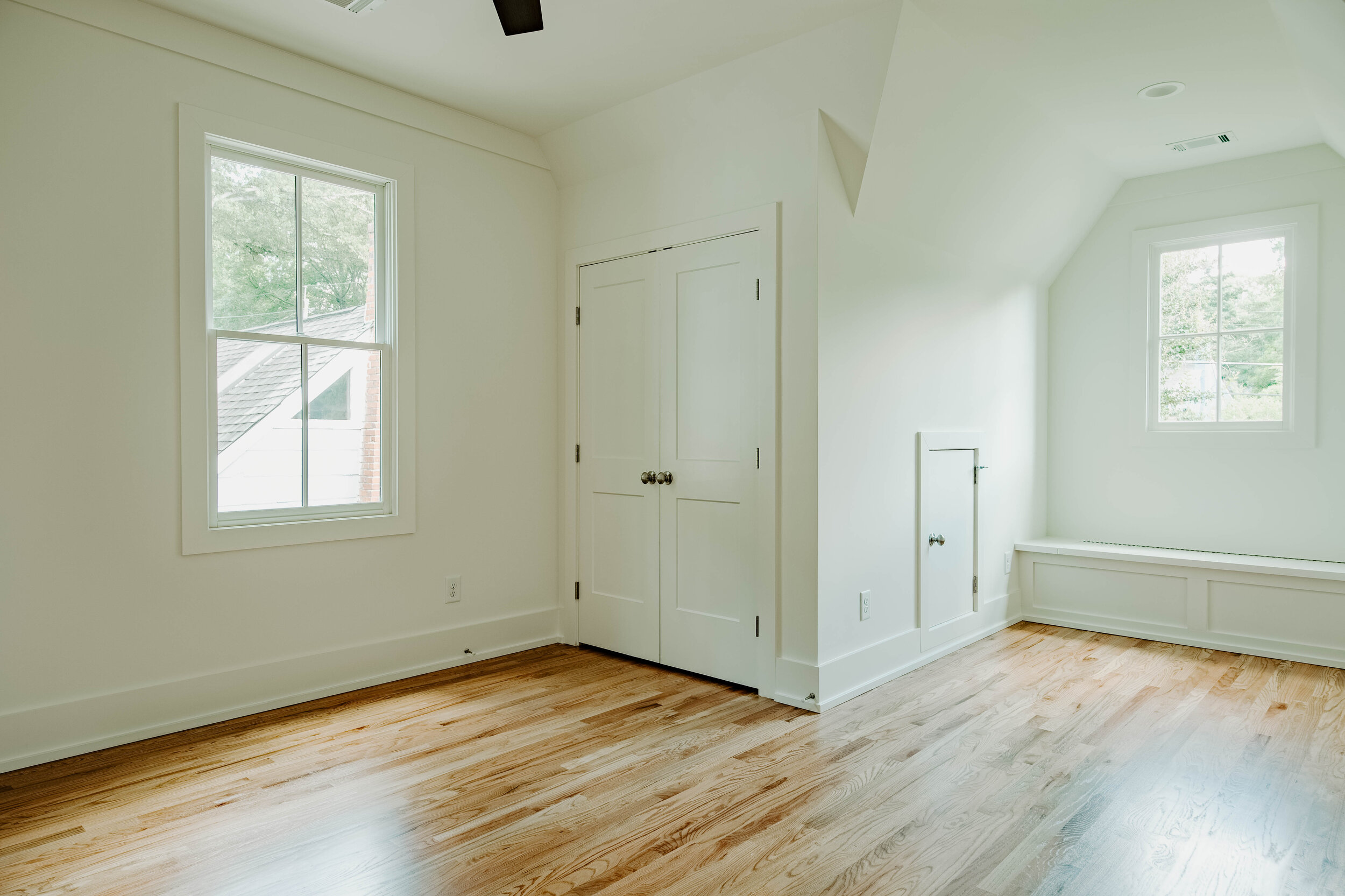 760_Ponce_Upstairs_Bedroom.jpg