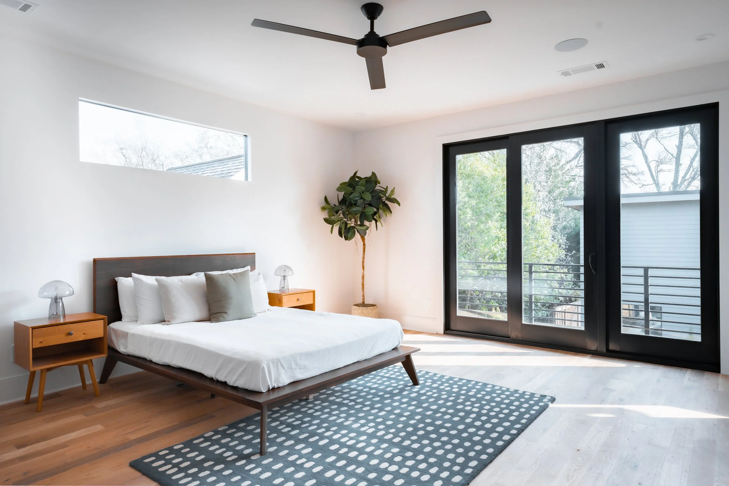 za 411_Ninth_Primary.jpg