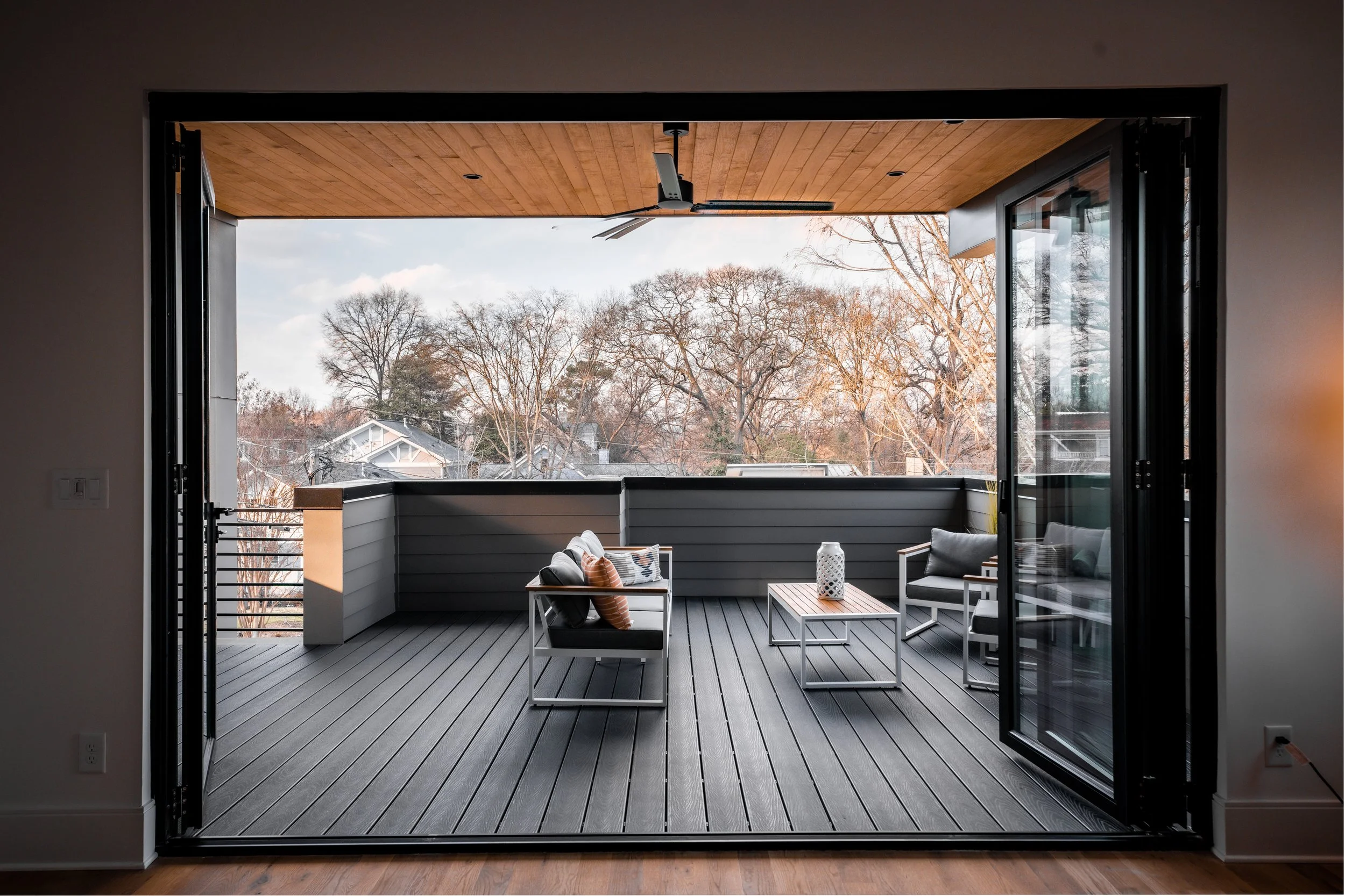 zf 411_Ninth_Upstairs_Patio.jpg