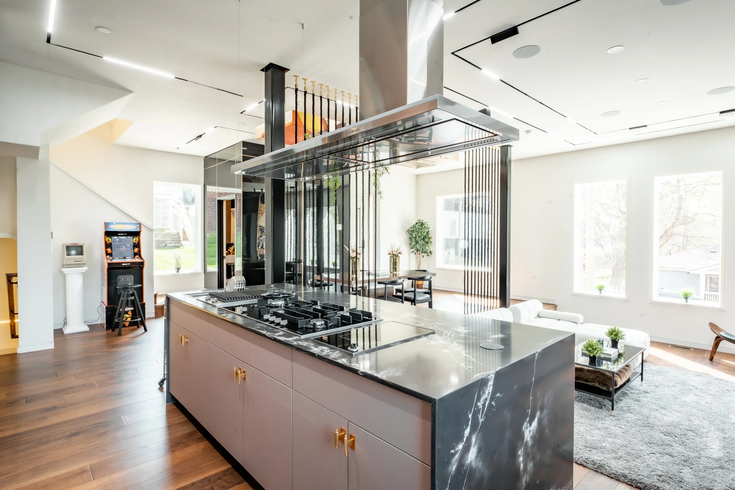 p 204_South_Kitchen-6.jpg