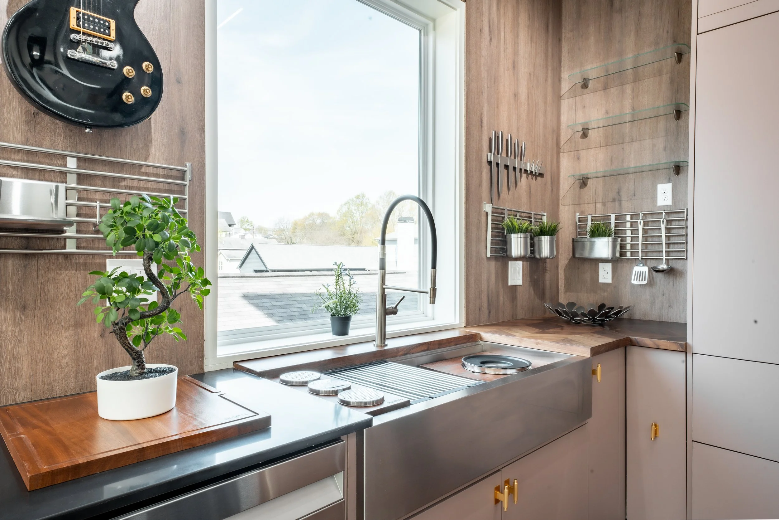 q 204_South_Kitchen-8.jpg