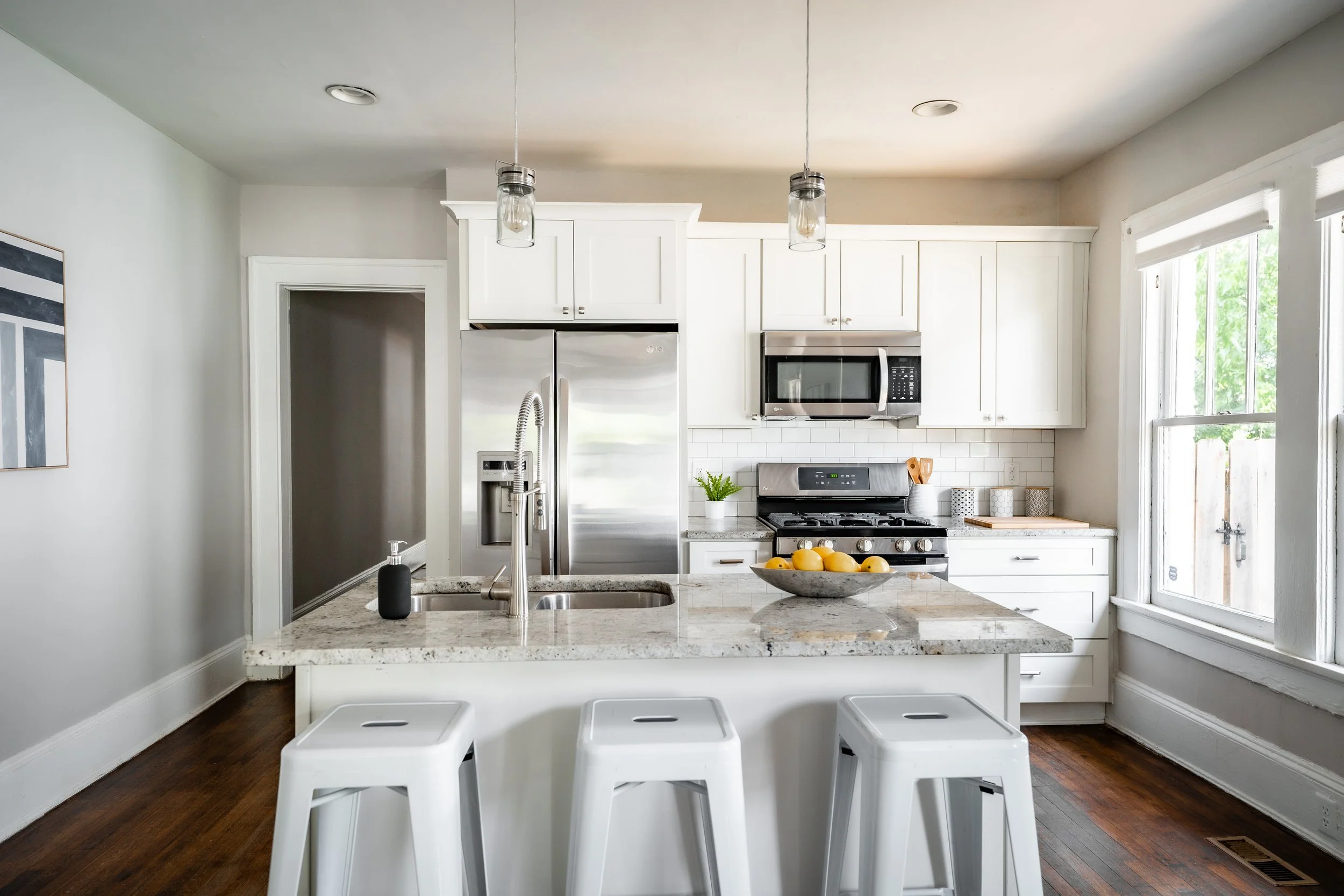 23Clifton_Kitchen_1.jpg