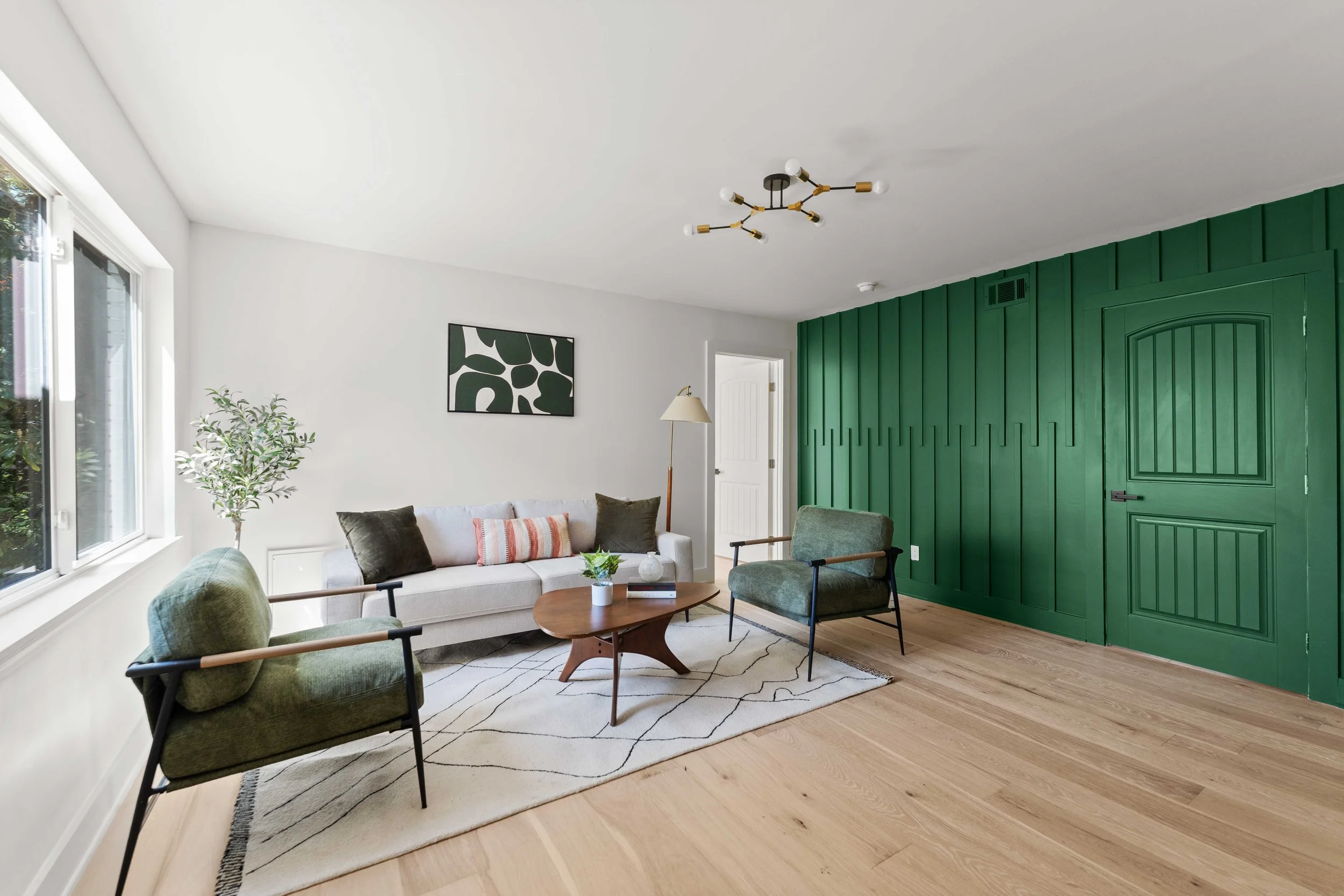 1679 Oak Ln - Low Res-43.jpg