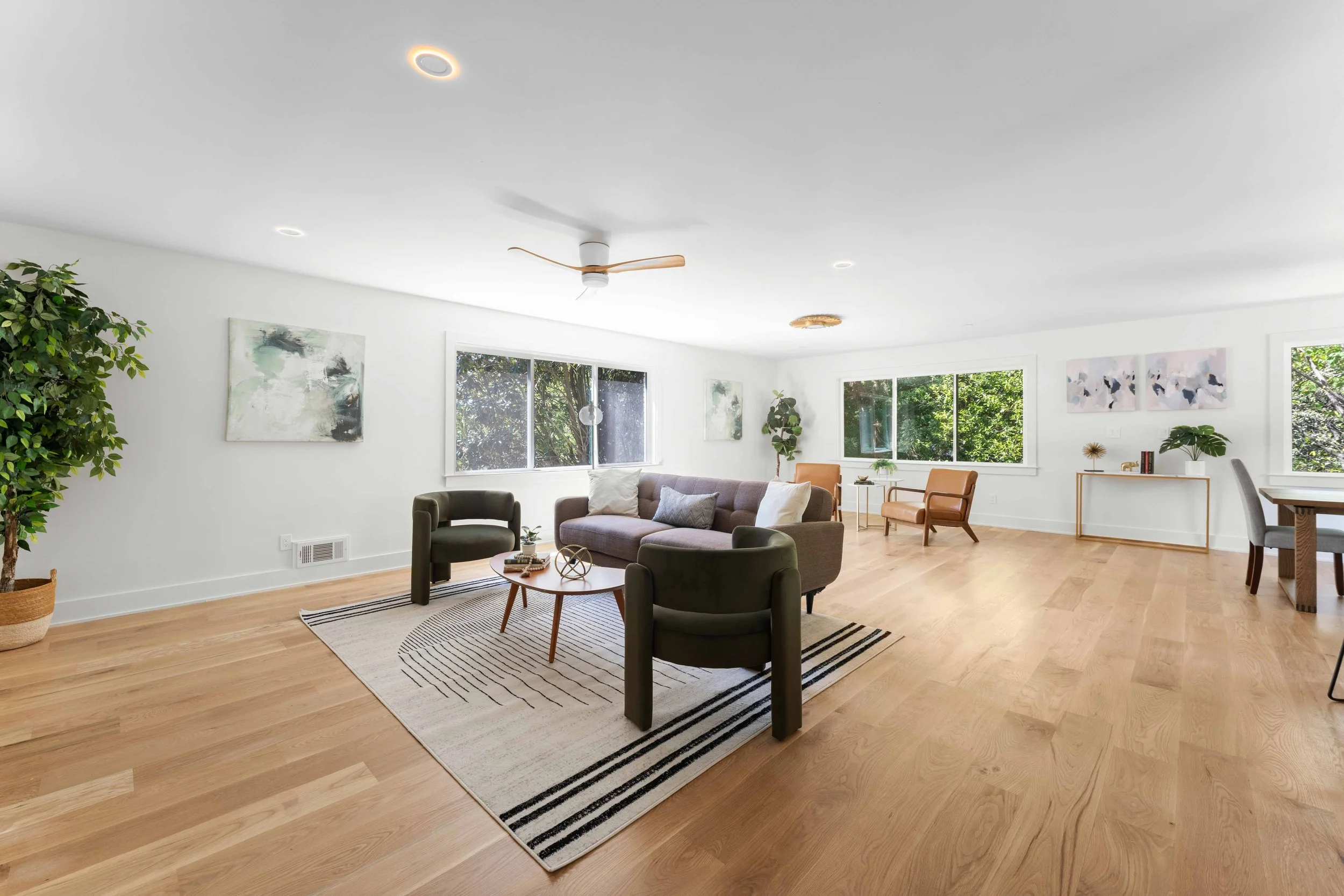 1679 Oak Ln - Low Res-15.jpg