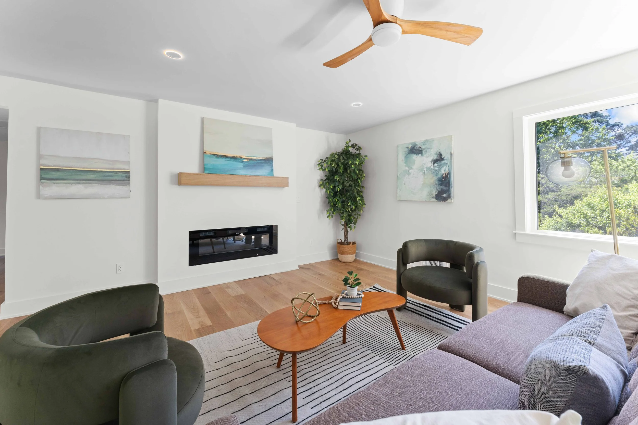 1679 Oak Ln - Low Res-25.jpg