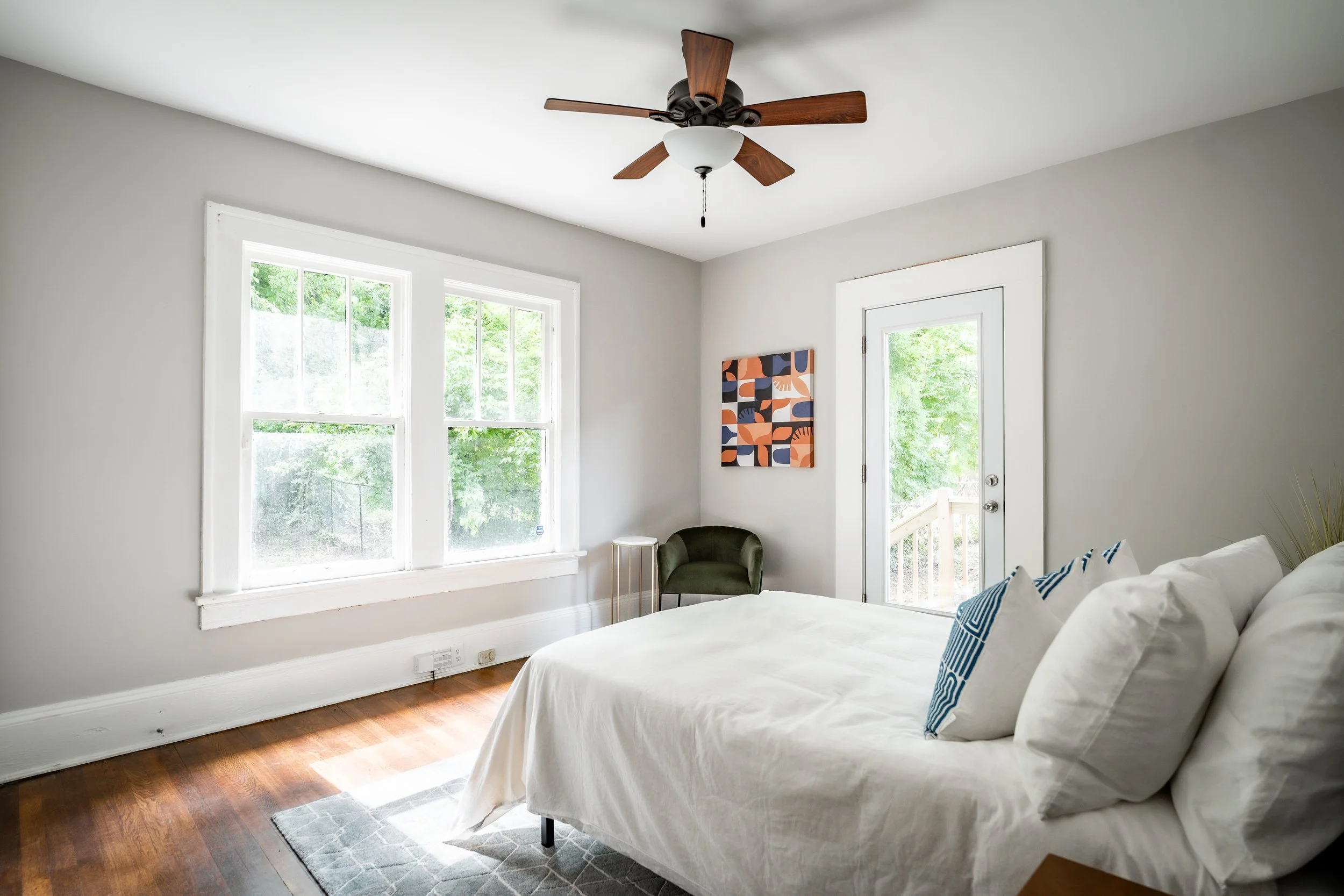 23Clifton_Bedroom2_1.jpg
