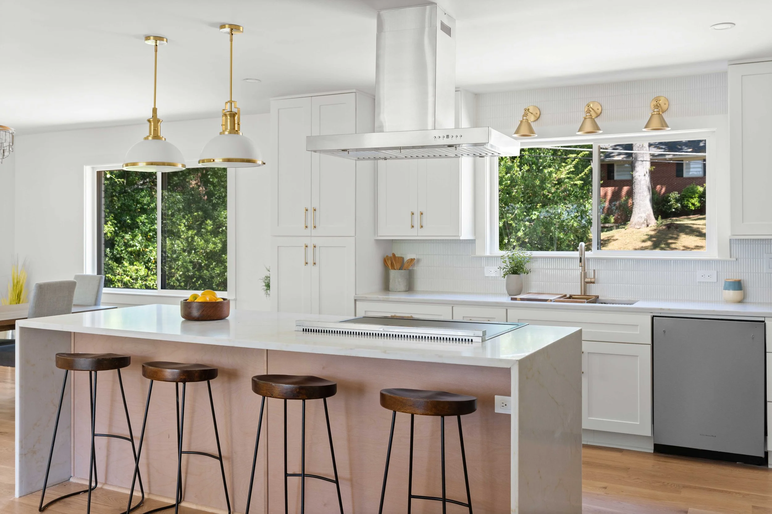 1679 Oak Ln - Low Res-18.jpg