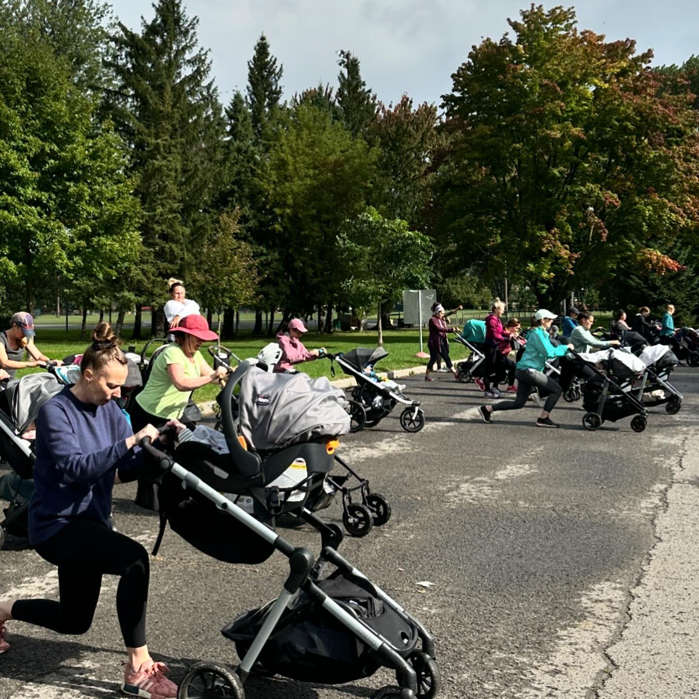 It&rsquo;s SPRING!! Which means one thing&hellip; Our Stroller classes are on the horizon!!

Our next 6 week series of Mama and Baby classes will go on sale on April 5th! Here&rsquo;s the scoop:

☀️ Stroller Strong: Tuesdays @10:30 beginning May 7th 