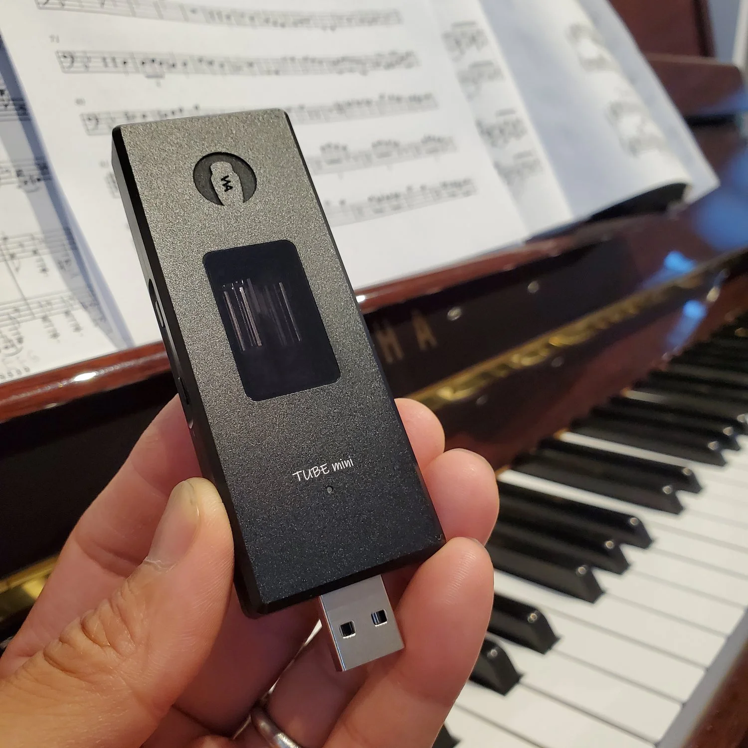 TUBE mini Balanced Headphone Amplifier / DAC - Black