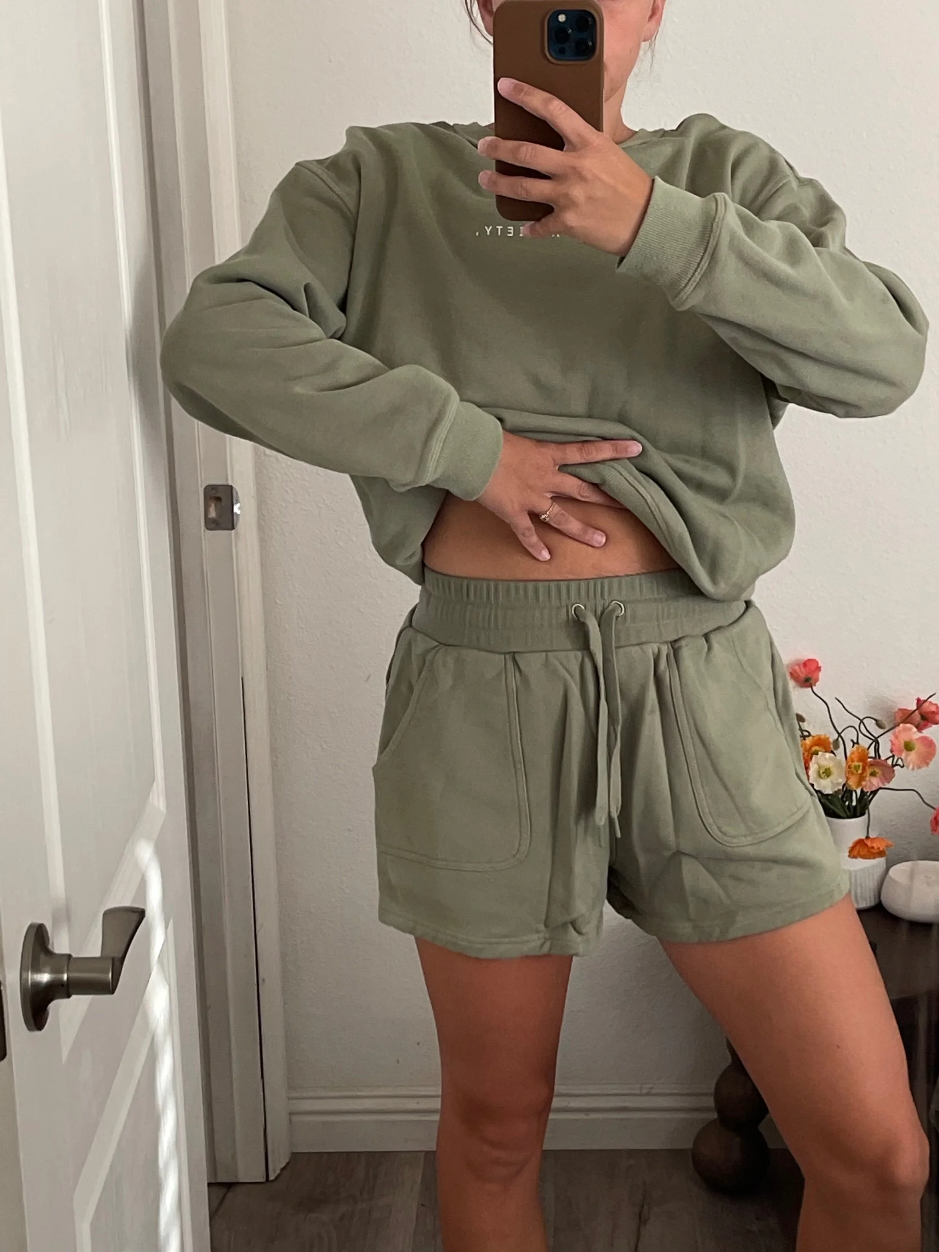 D9827384-0683-4EFC-9312-2B39AF4F345E