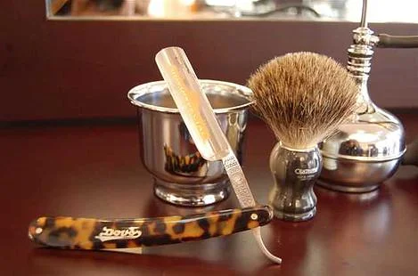 Enfin un espace élégant et chaleureux où l'on peut se faire tailler la barbe